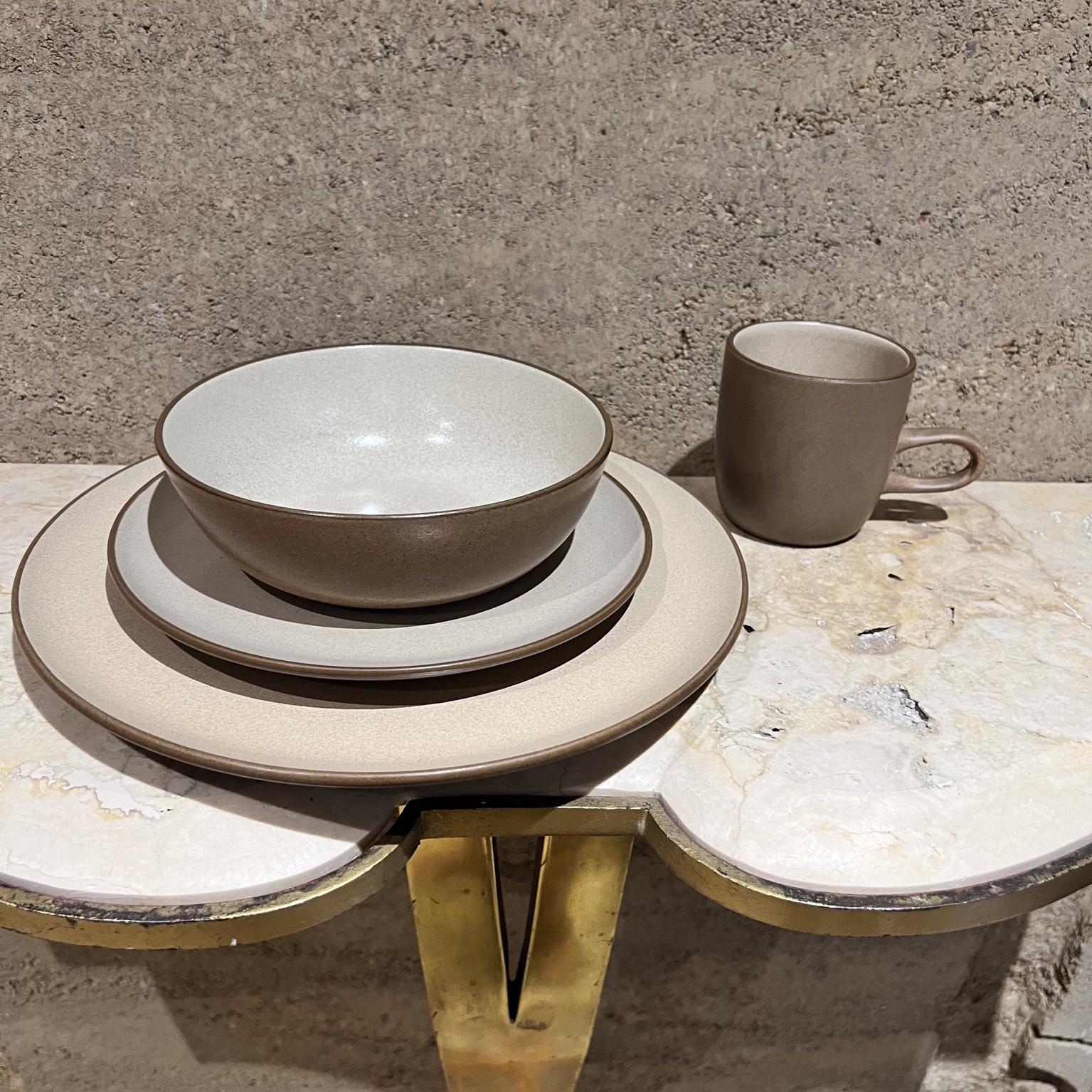 AMBIANIC presents
Edith Heath Calif Heath Stoneware Ceramic Dinner Ware Set 4 Piece
Sausalito California
Mug 3.25 h x 4.75 d x 3.25 diameter
Soup bowl 2.13 h x 6.75 diameter
Salad plate .75 h x 8.25 diameter
Dinner plate 1 h x 10.88