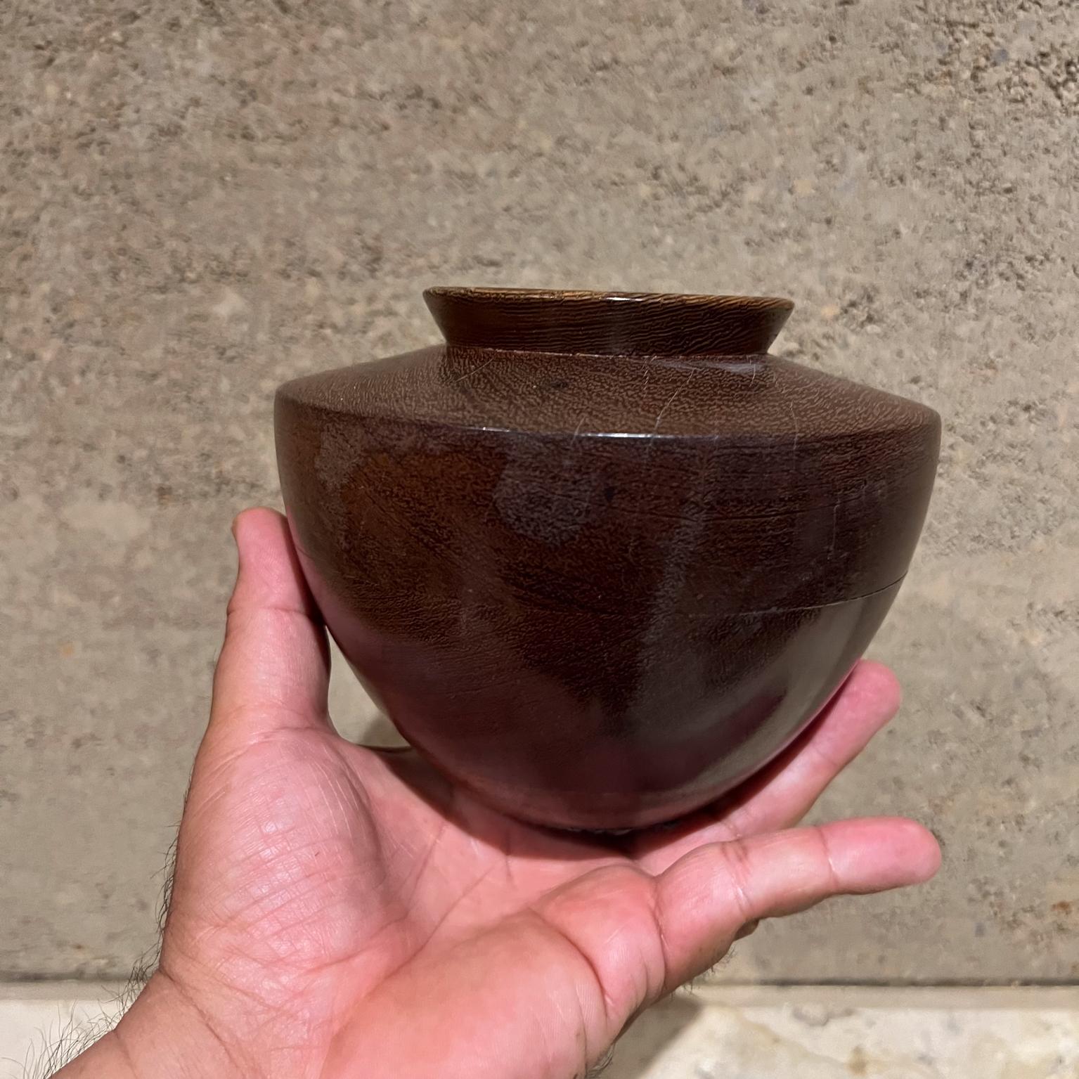 1960er Jahre Schwere Vase aus Ebenholz Wood Vessel (20. Jahrhundert) im Angebot