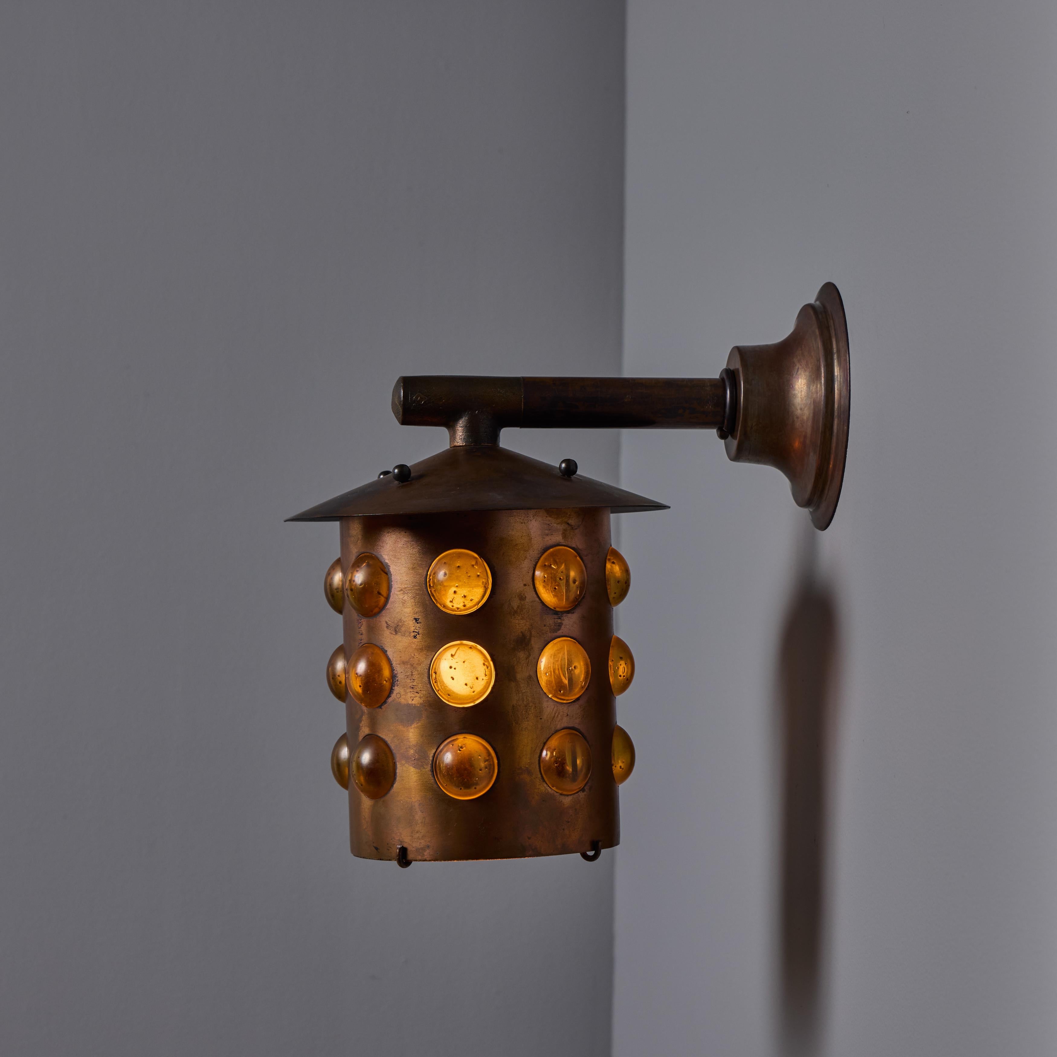 Applique d'extérieur en verre ambré et cuivre Helena Tynell, années 1960 en vente 4