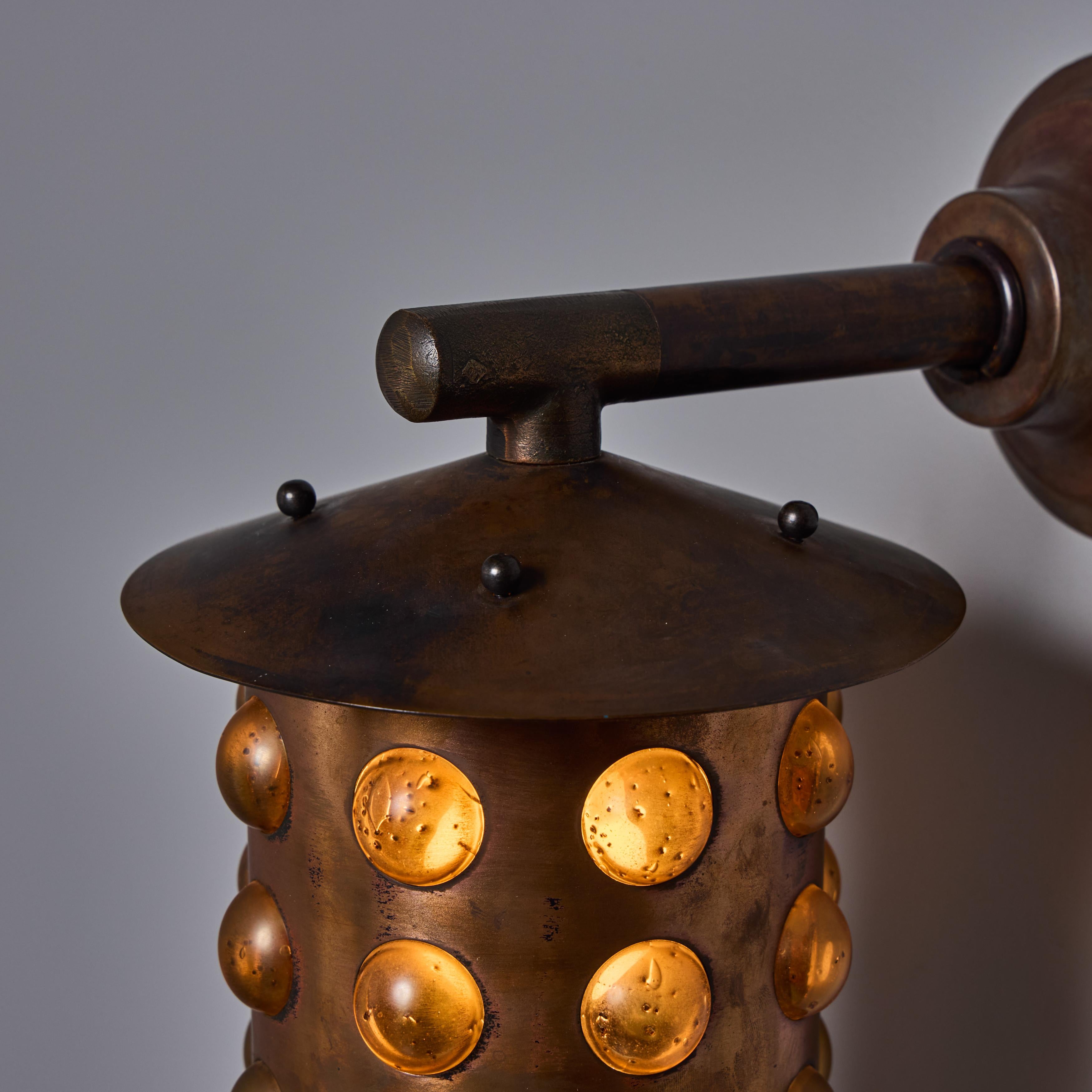 Applique d'extérieur en verre ambré et cuivre Helena Tynell, années 1960 en vente 7