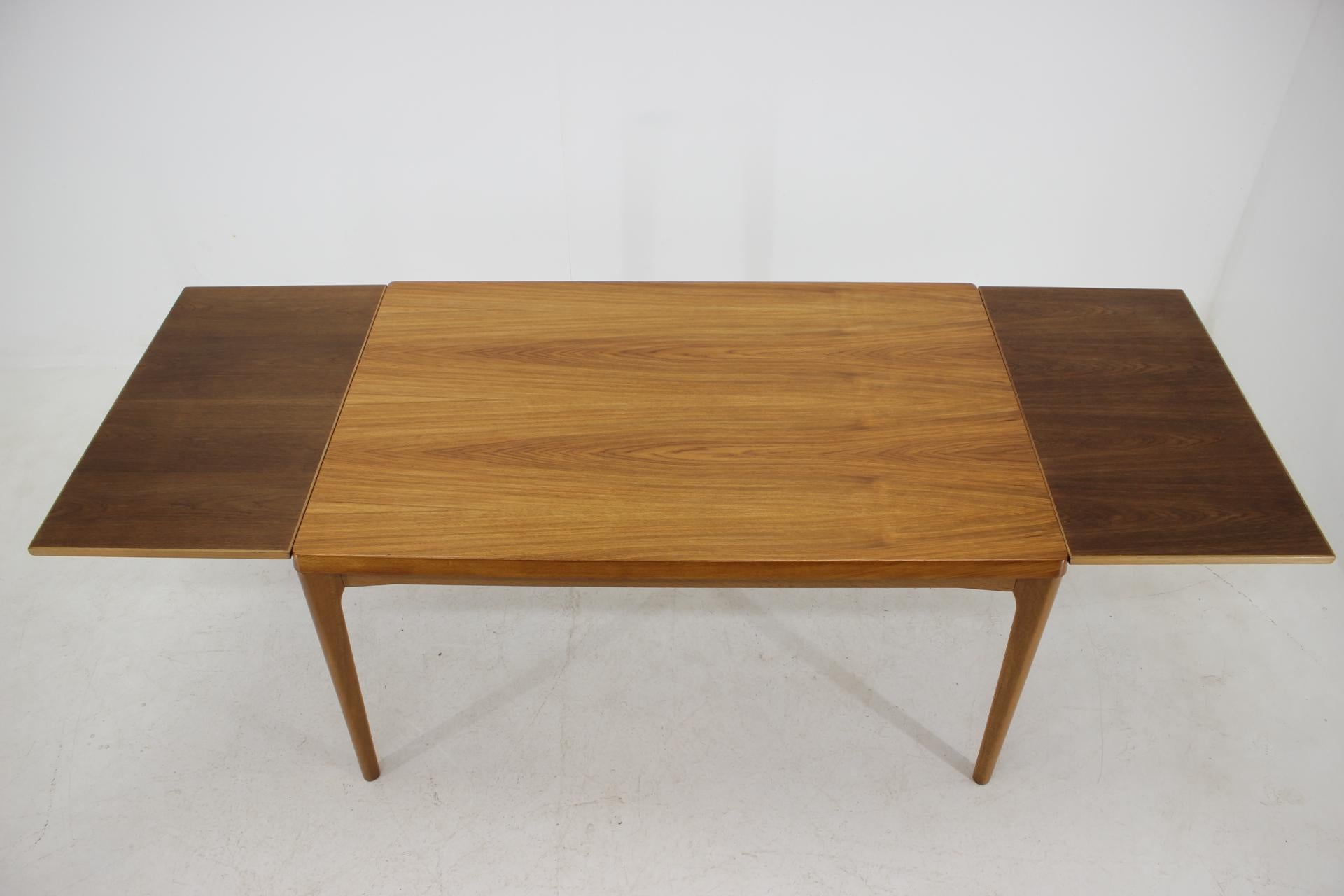 1960s Henning Kjærnulf Danish Oak Extendable Table 4