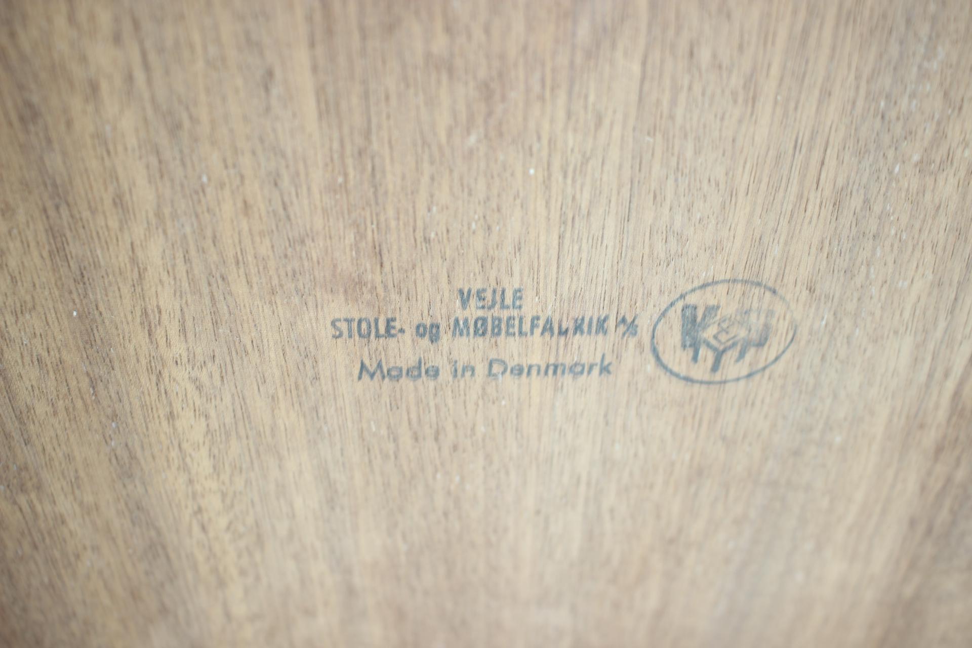 1960s Henning Kjærnulf Teak Coffee Table by Vejle Mobelfabrik, Denmark For Sale 2