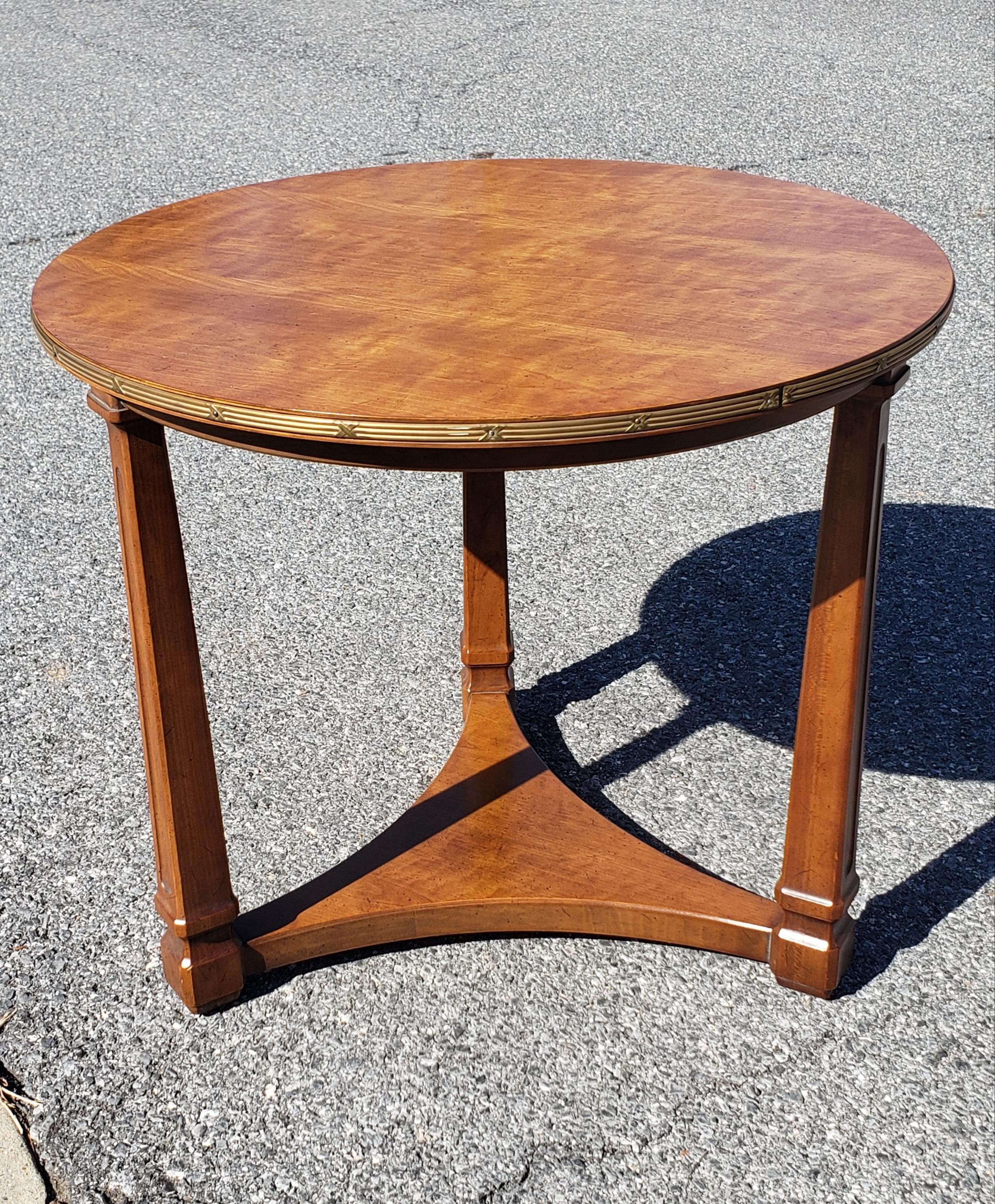Mid-Century Modern 1960s Henredon Fine Furniture Walnut and Brass Ring Side Table For Sale