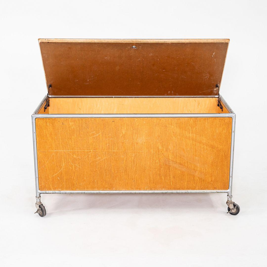 Milieu du XXe siècle 1960 Henry P. Glass pour Fleetwood Meuble de rangement flexible sur roulettes en vente