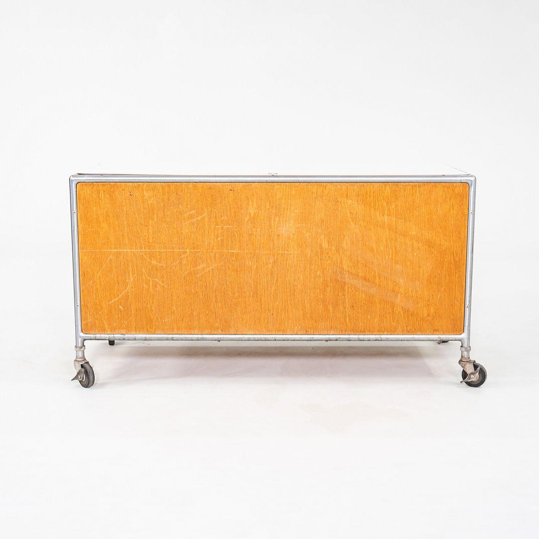 1960 Henry P. Glass pour Fleetwood Meuble de rangement flexible sur roulettes en vente 1