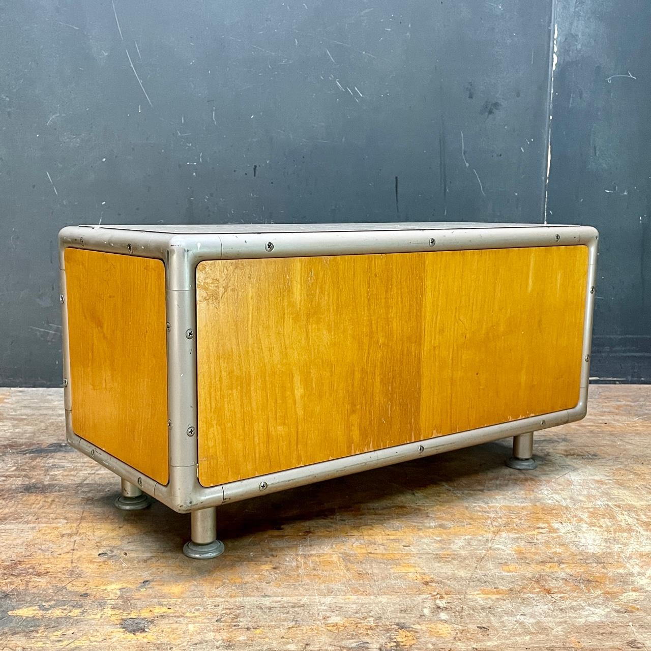 Mid-Century Modern 1960s, Henry P. Glass Petite Fleetwood Furniture Tabletop Credenza Cabinet Box