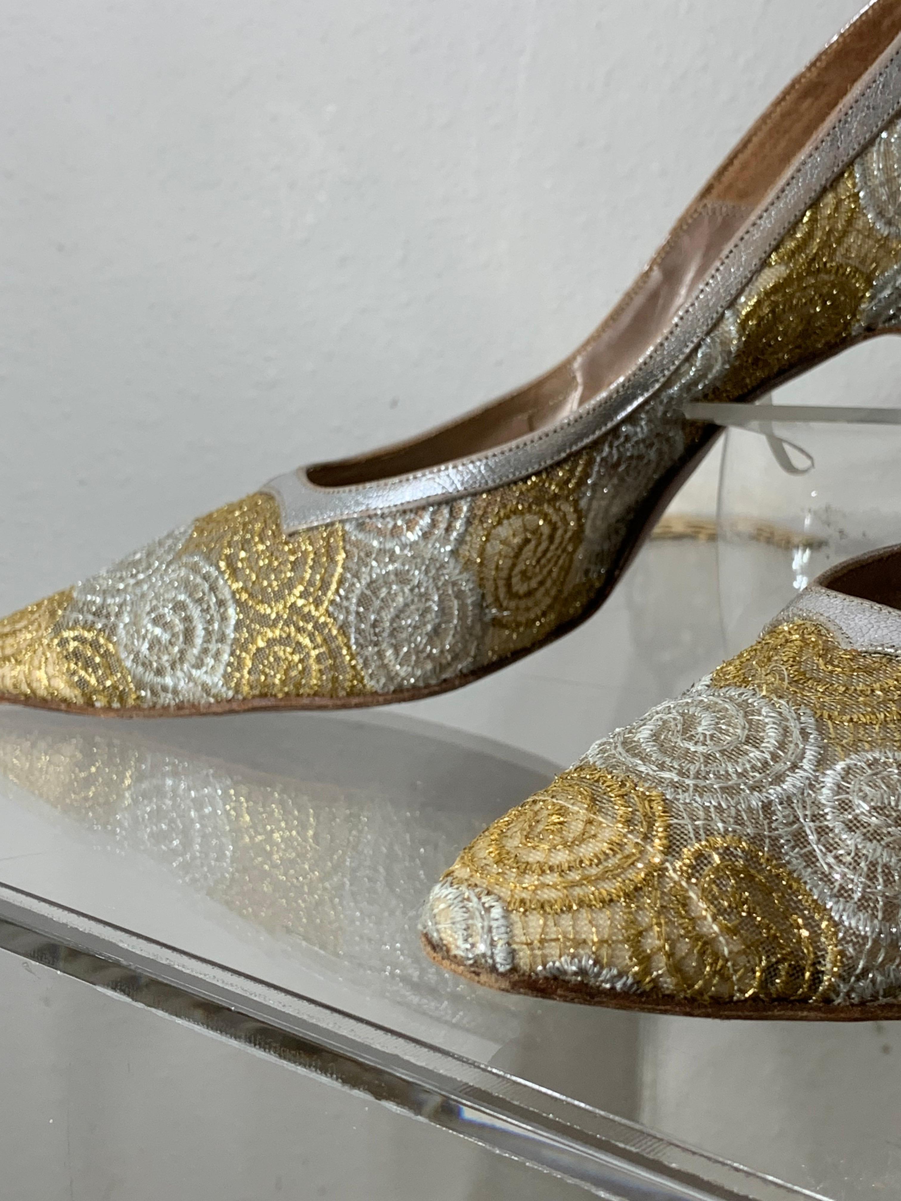 1960er Henry Waters Silber & Gold Spitze Stiletto Pumps mit Silber Lederbesatz (Braun) im Angebot