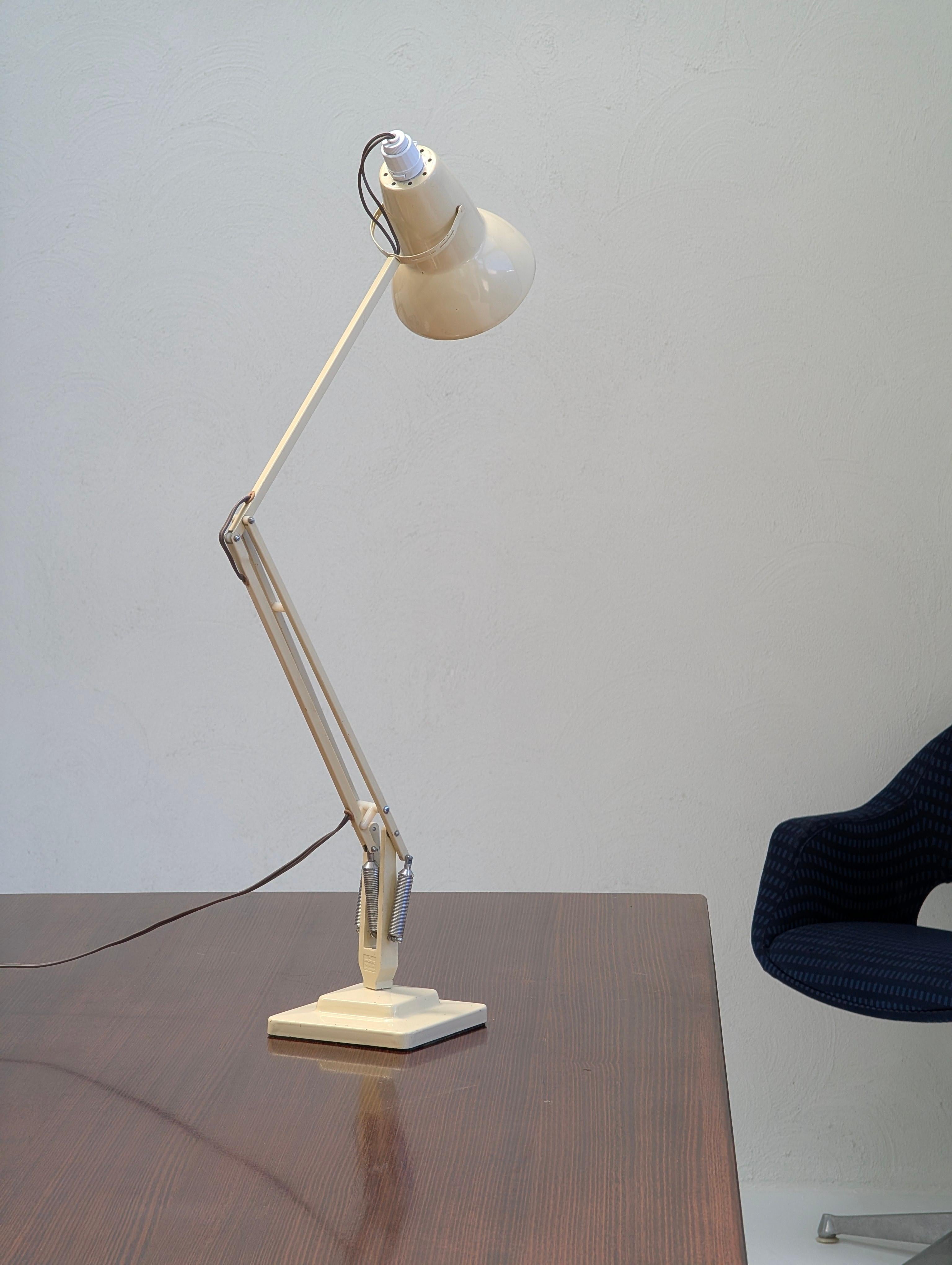 Cast 1960s Herbert Terry & Sons Model 1227 