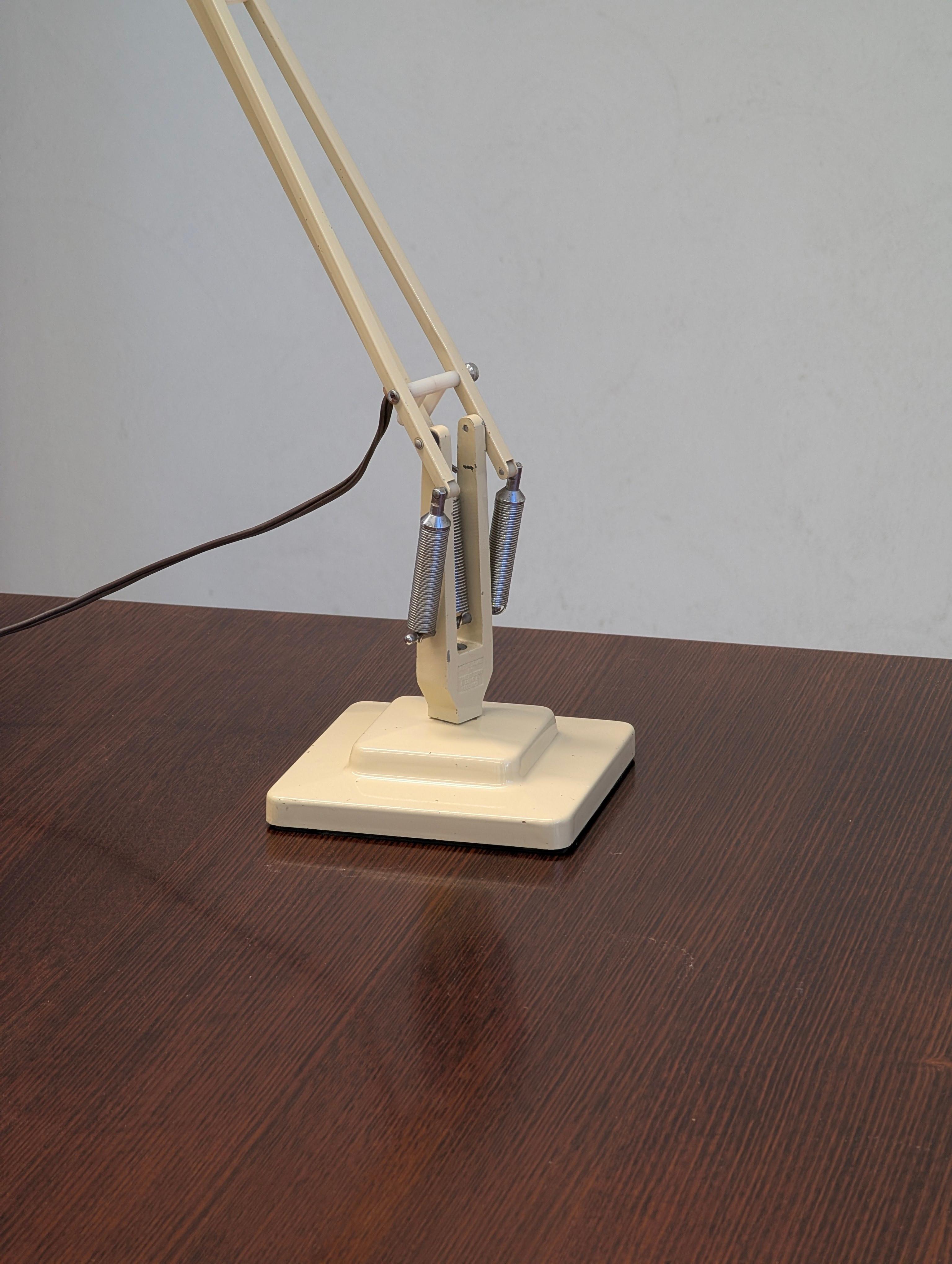 Aluminum 1960s Herbert Terry & Sons Model 1227 