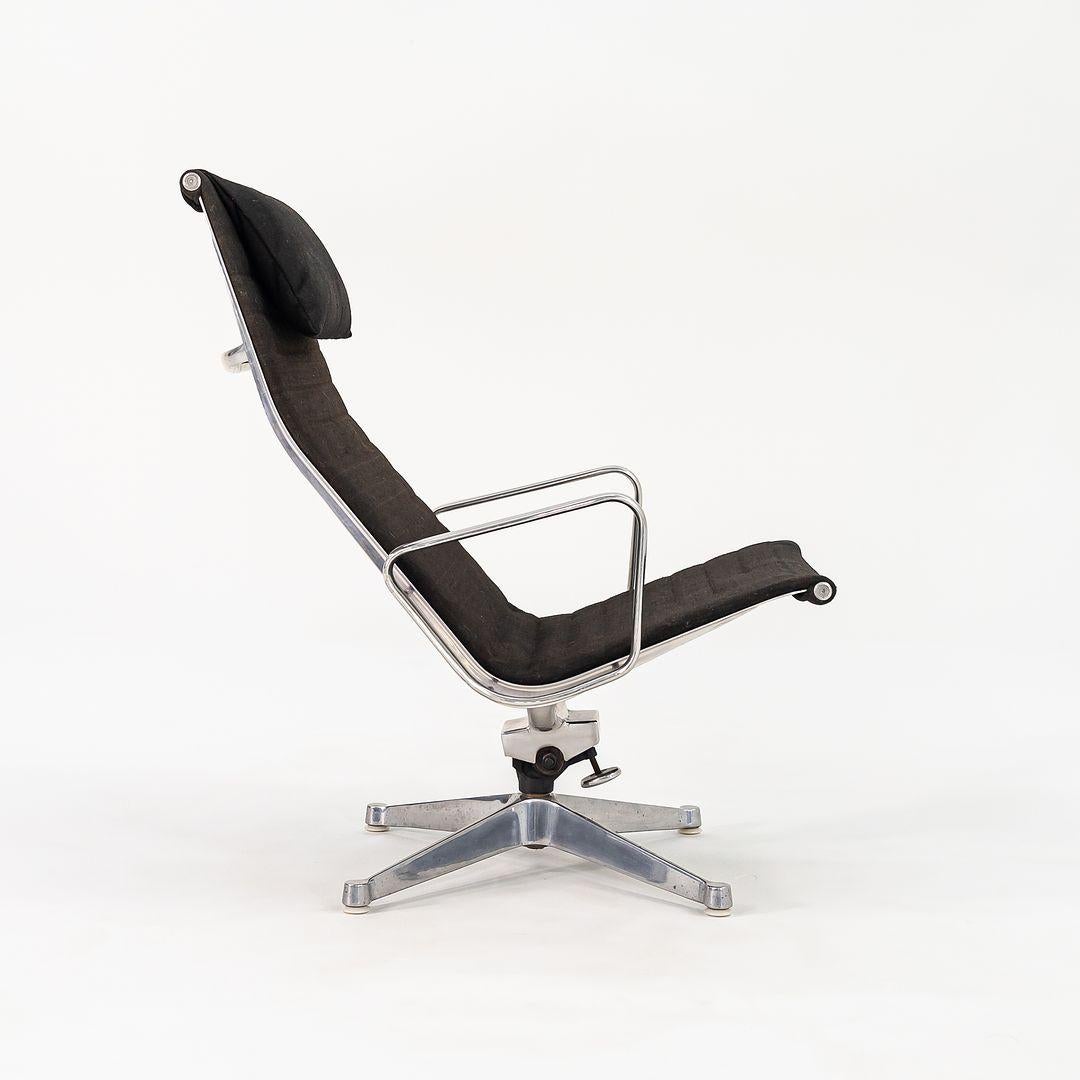 Mid-20th Century 1960s Herman Miller Eames Aluminum Group Lounge Chair and Ottoman in Fabric For Sale