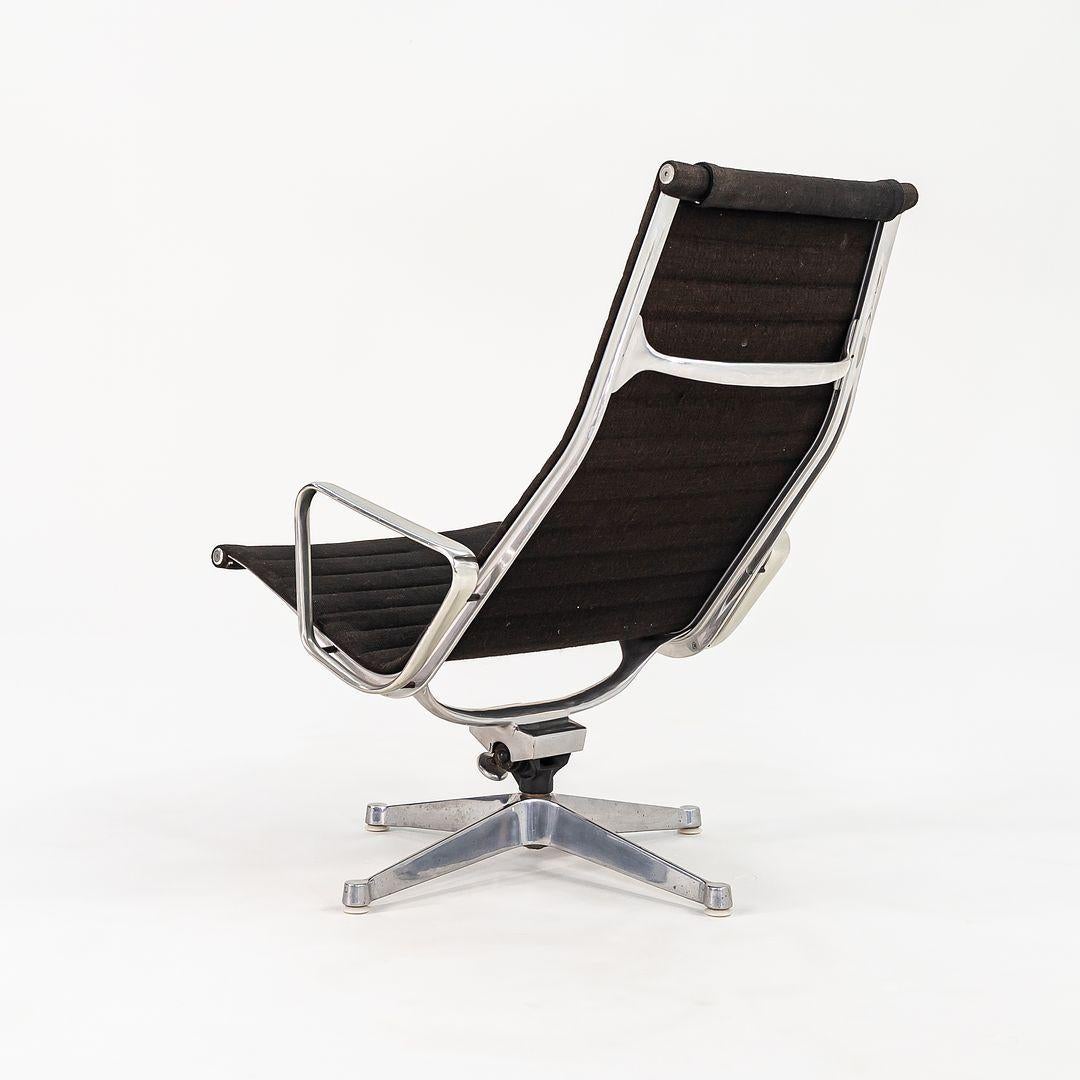 1960s Herman Miller Eames Aluminum Group Lounge Chair and Ottoman in Fabric For Sale 2