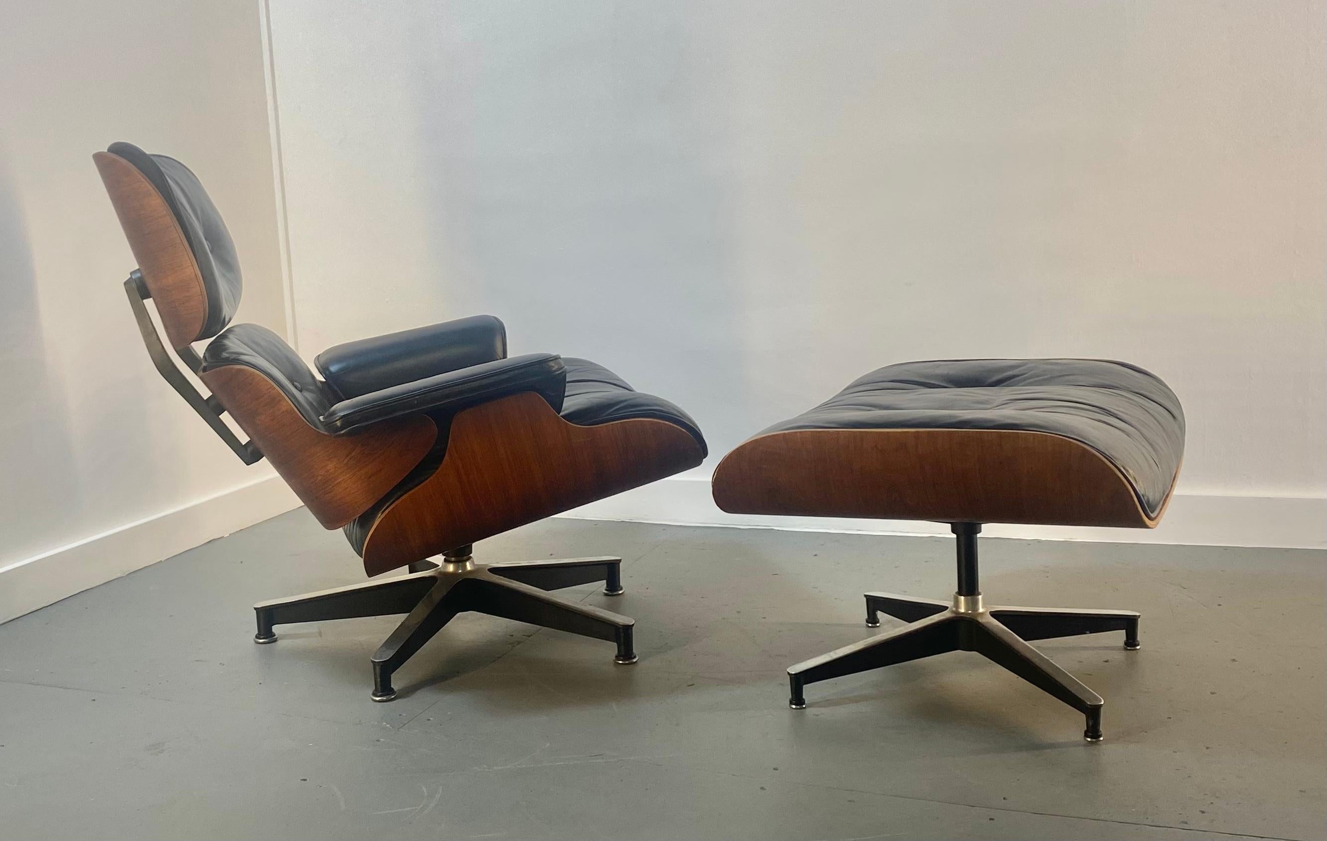 eames vintage chair