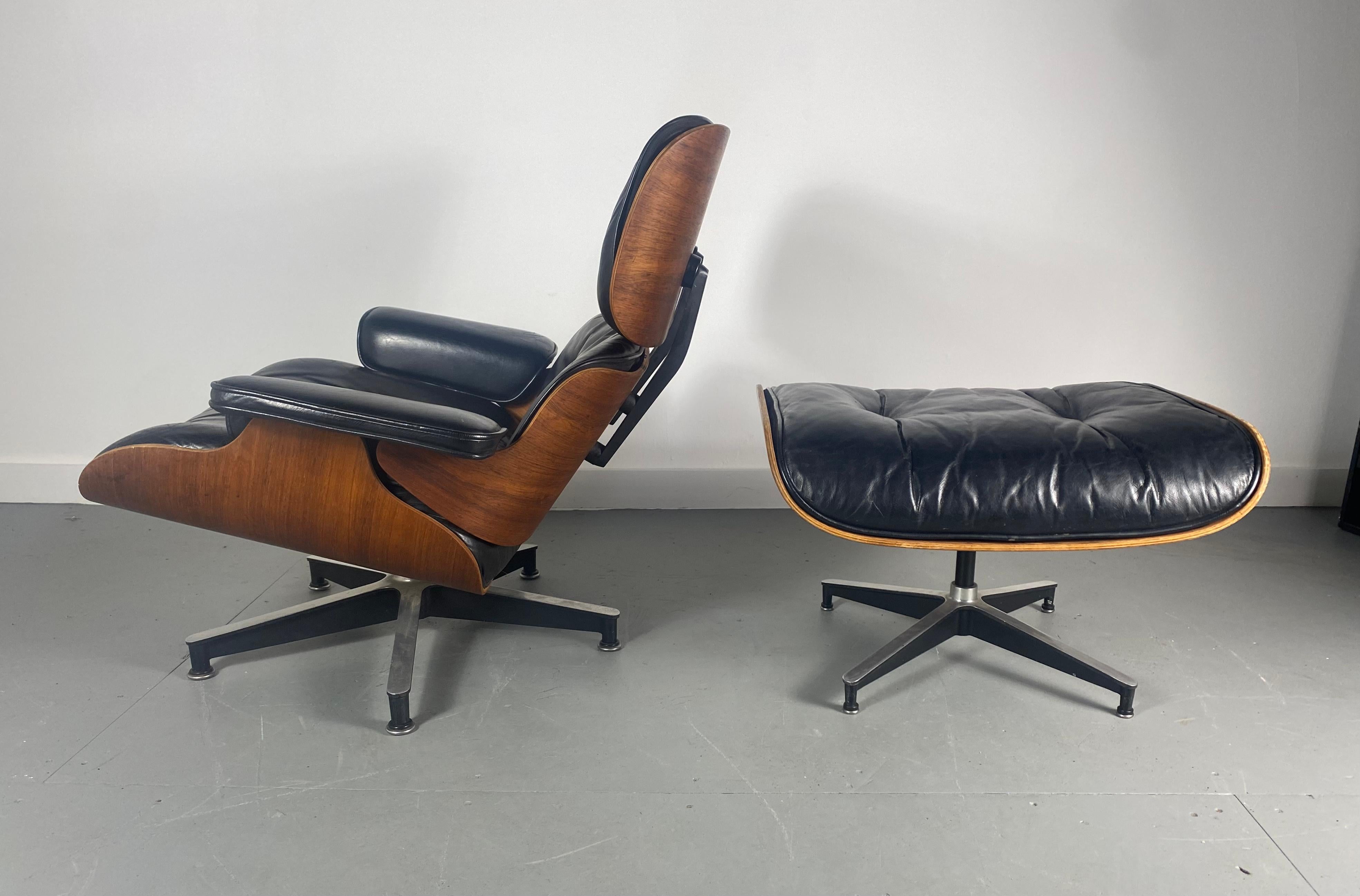 Mid-Century Modern 1960s, Herman Miller Eames Lounge Chair and Ottoman, Black Medallion Label