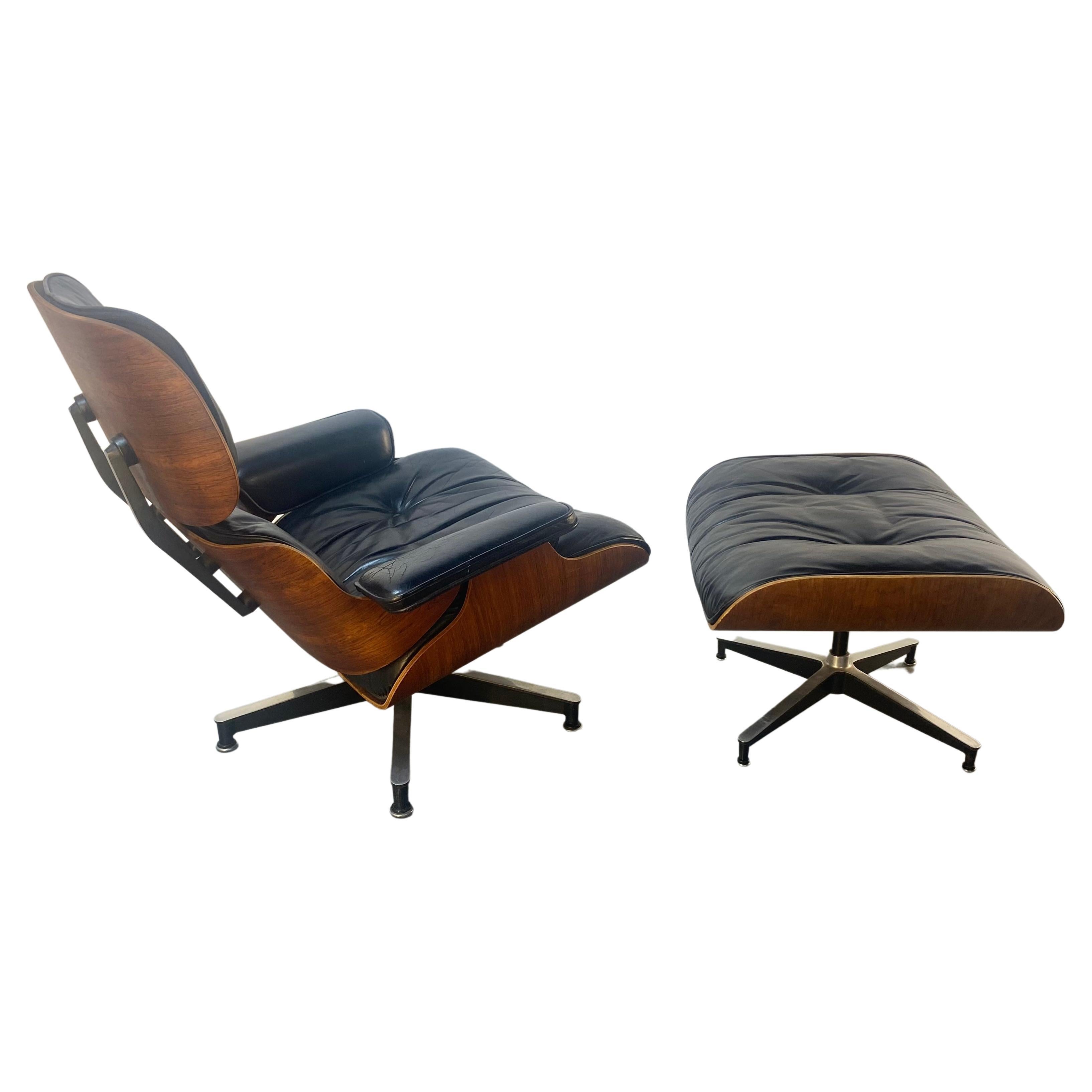 1960s, Herman Miller Eames Lounge Chair and Ottoman, Black Medallion Label