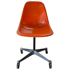 1960s Herman Miller Eames Swivel Office Desk Chair