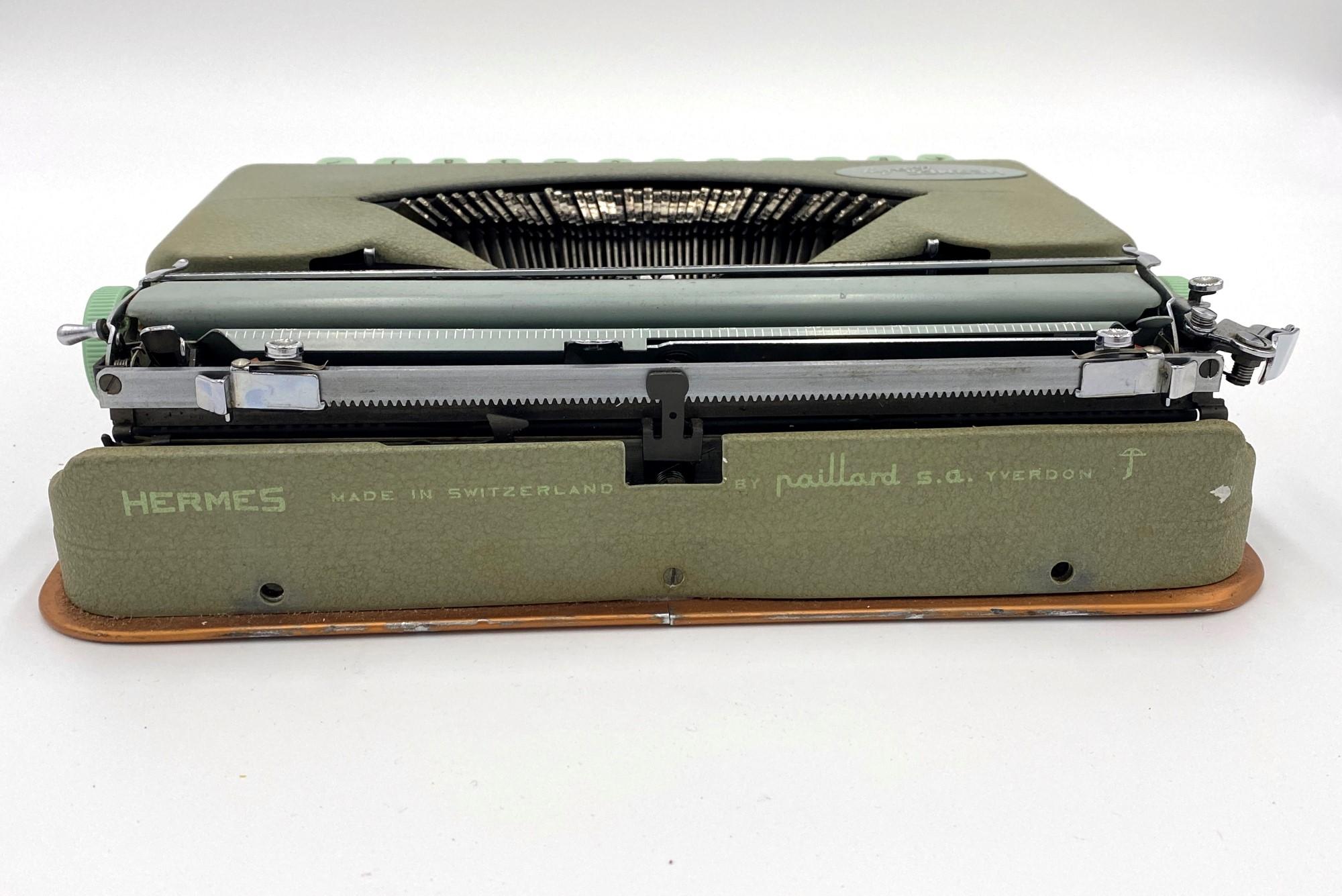 1960s Hermes Baby Typewriter Mint Green Color with Paperwork and Key In Good Condition In New York, NY
