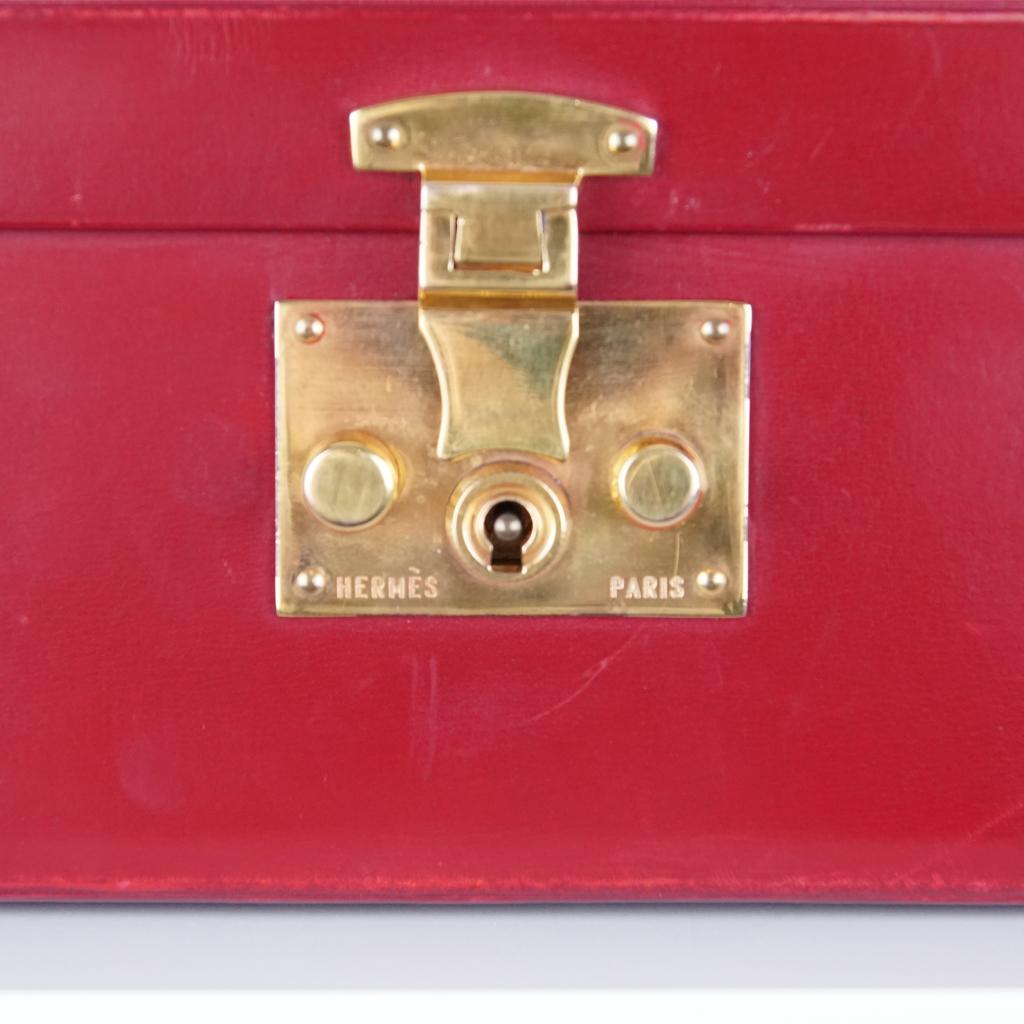 Women's or Men's 1960s Hermès Bourgundy Sac Mallette Handbag with Jewel Compartment