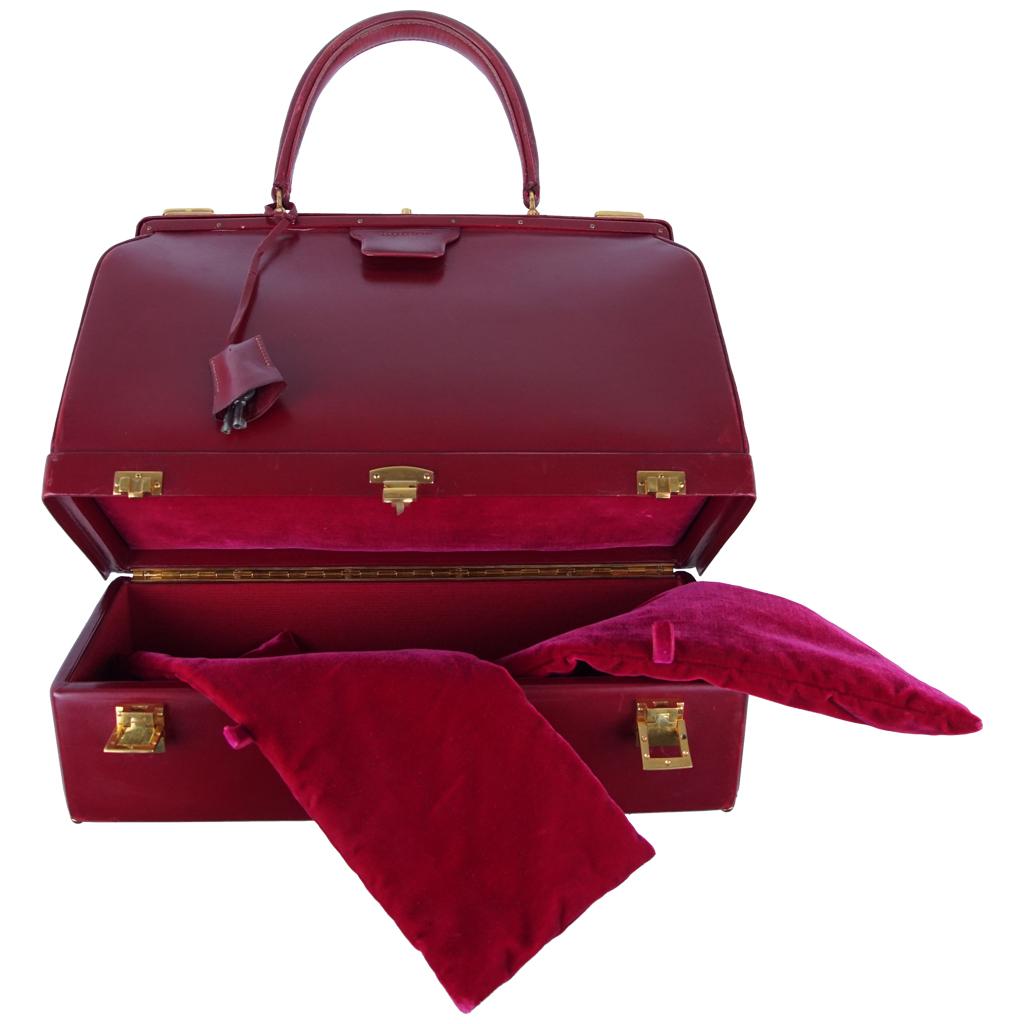 1960s Hermès Bourgundy Sac Mallette Handbag with Jewel Compartment 1