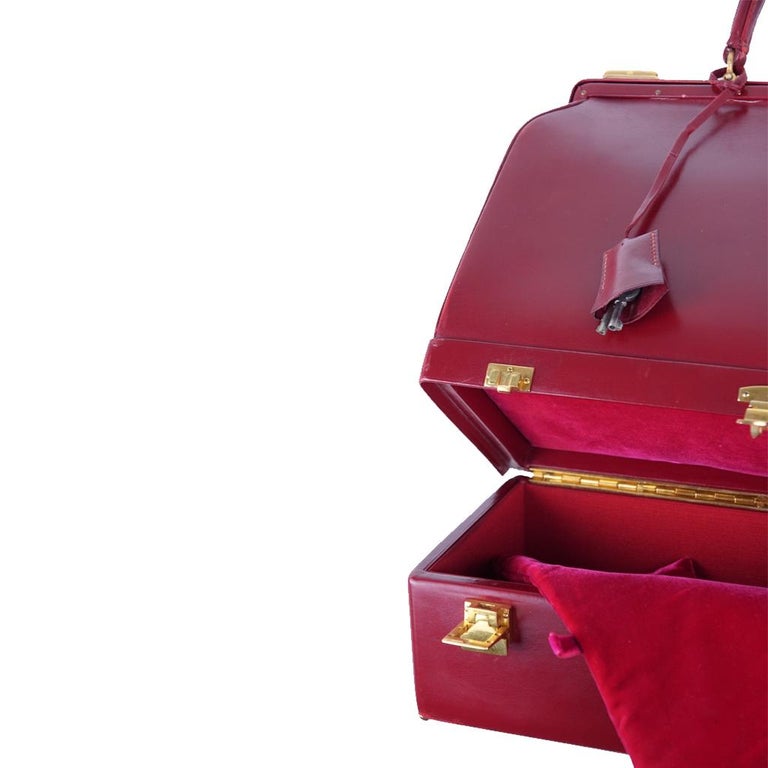 1960s Hermès Bourgundy Sac Mallette Handbag with Jewel Compartment 3