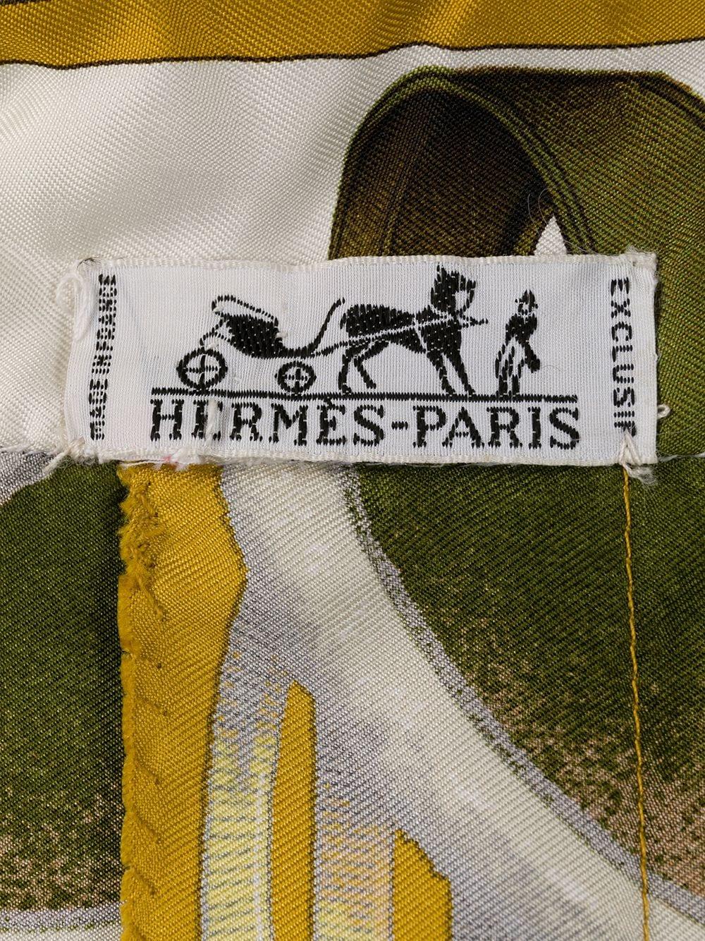 1960s Hermes Ivory Jumping by Ledoux Silk Shirt In Good Condition In Paris, FR