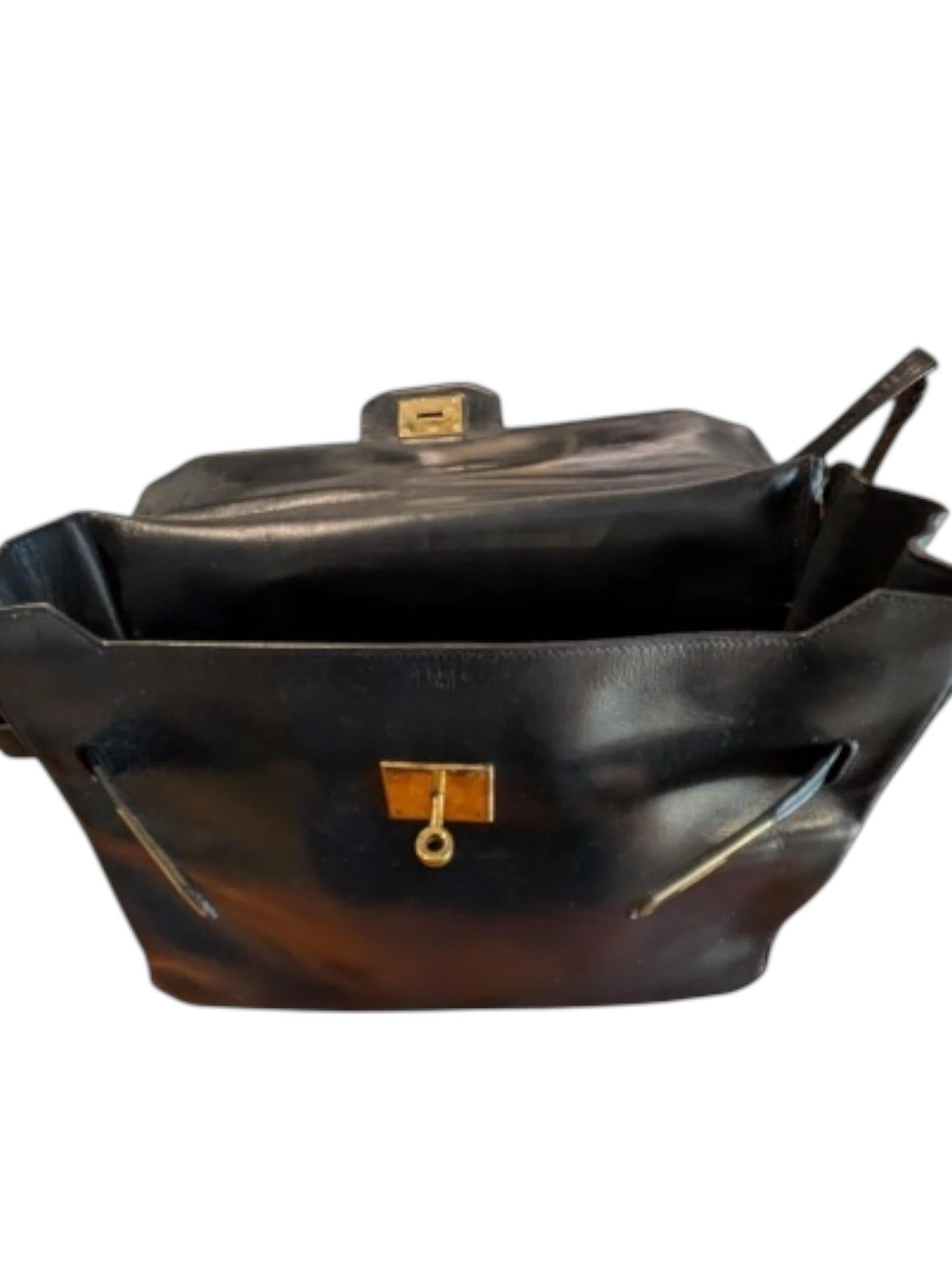 1960s Hermès Kelly 28 in Black Box Leather with Gold Hardware For Sale 8