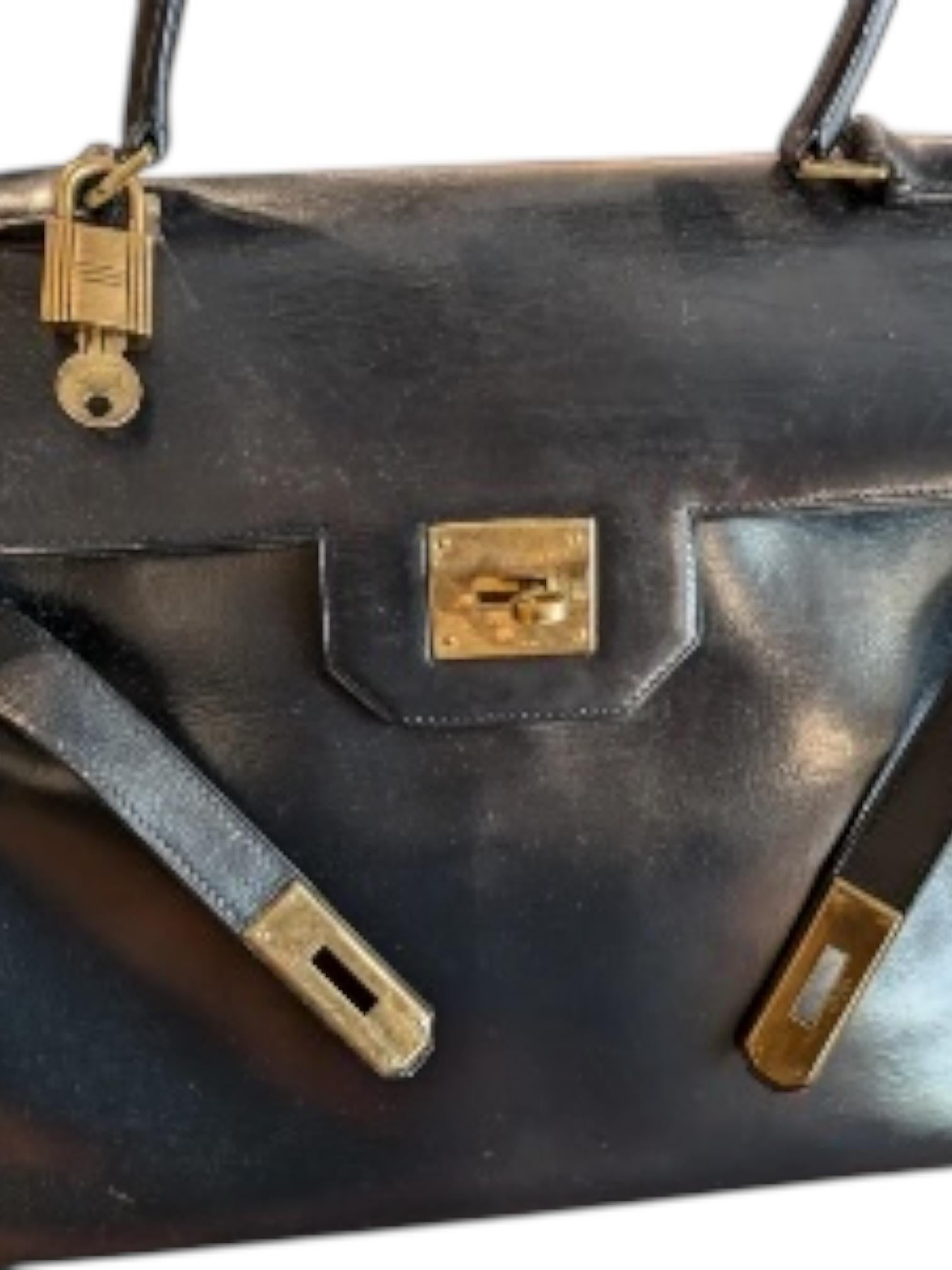 1960s Hermès Kelly 28 in Black Box Leather with Gold Hardware For Sale 9