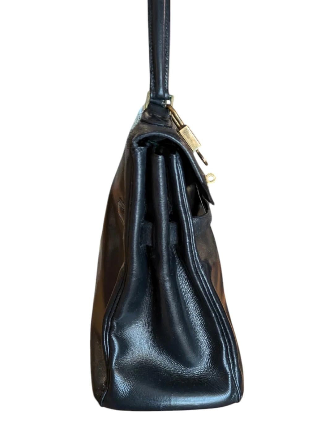 1960s Hermès Kelly 28 in Black Box Leather with Gold Hardware For Sale 5