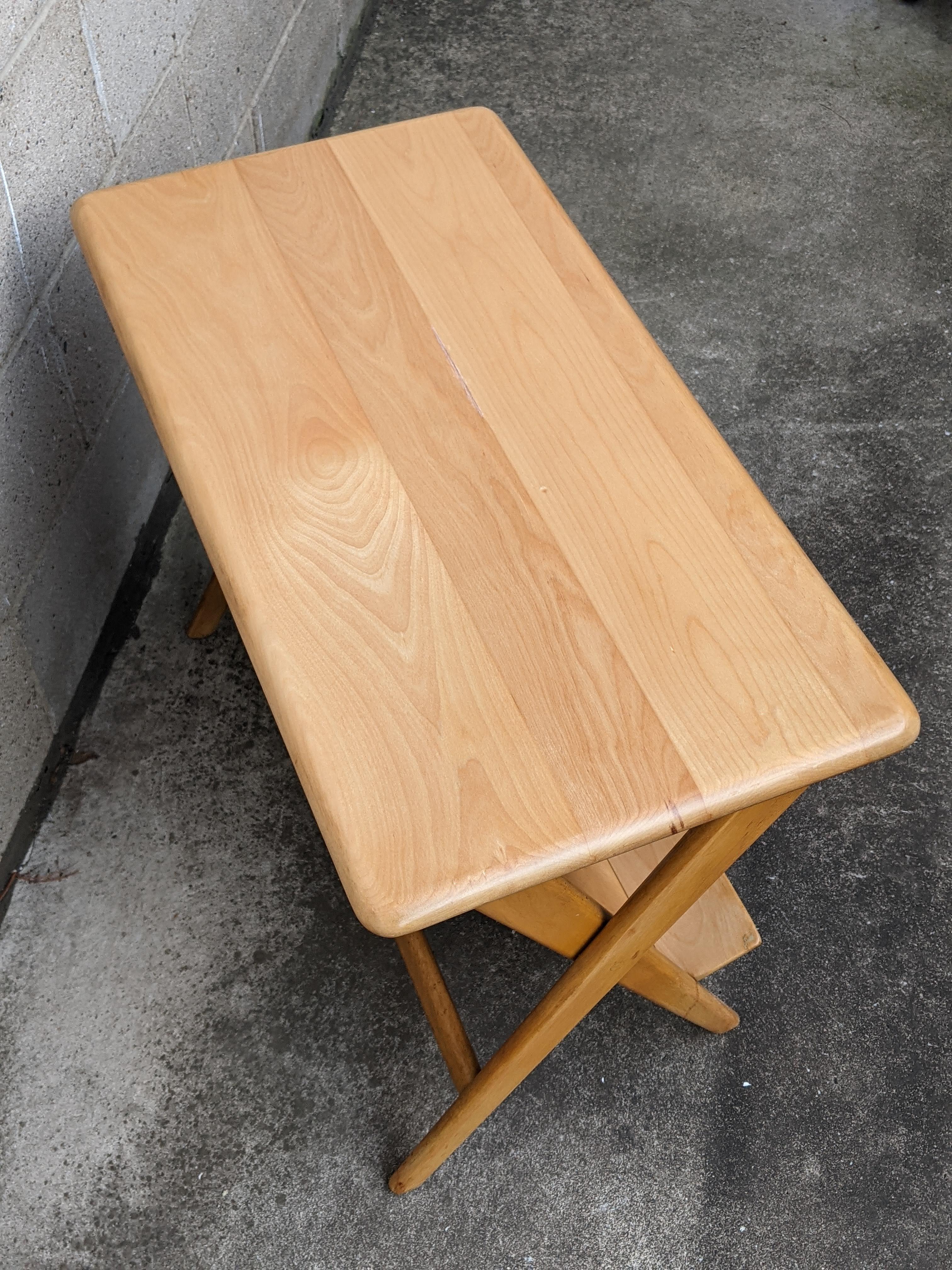 1960s Heywood Wakefield M503 Magazine Table For Sale 7