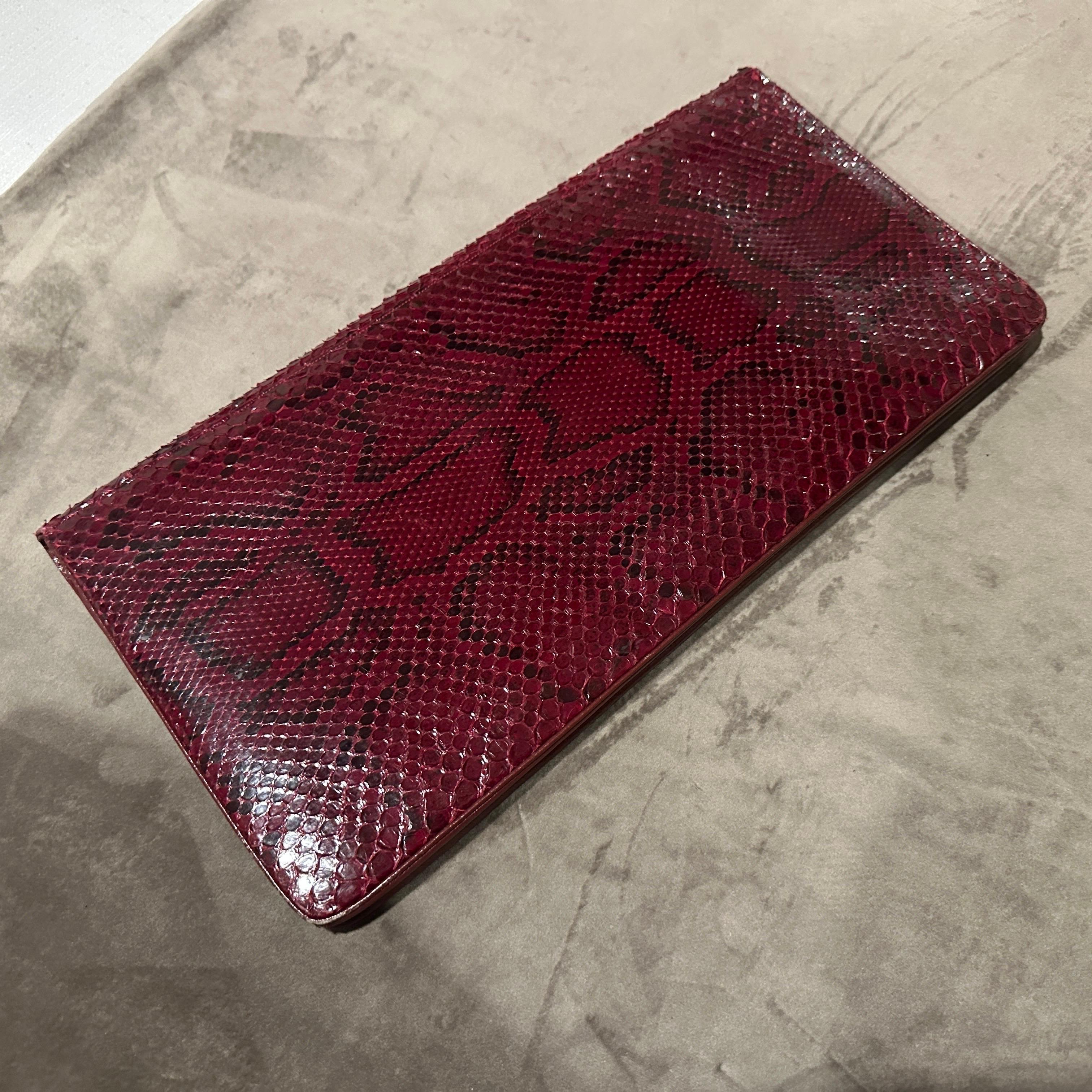 Bolso de mano italiano de cuero rojo y negro de alta calidad de los años 60 en Excelente estado para la venta en Aci Castello, IT