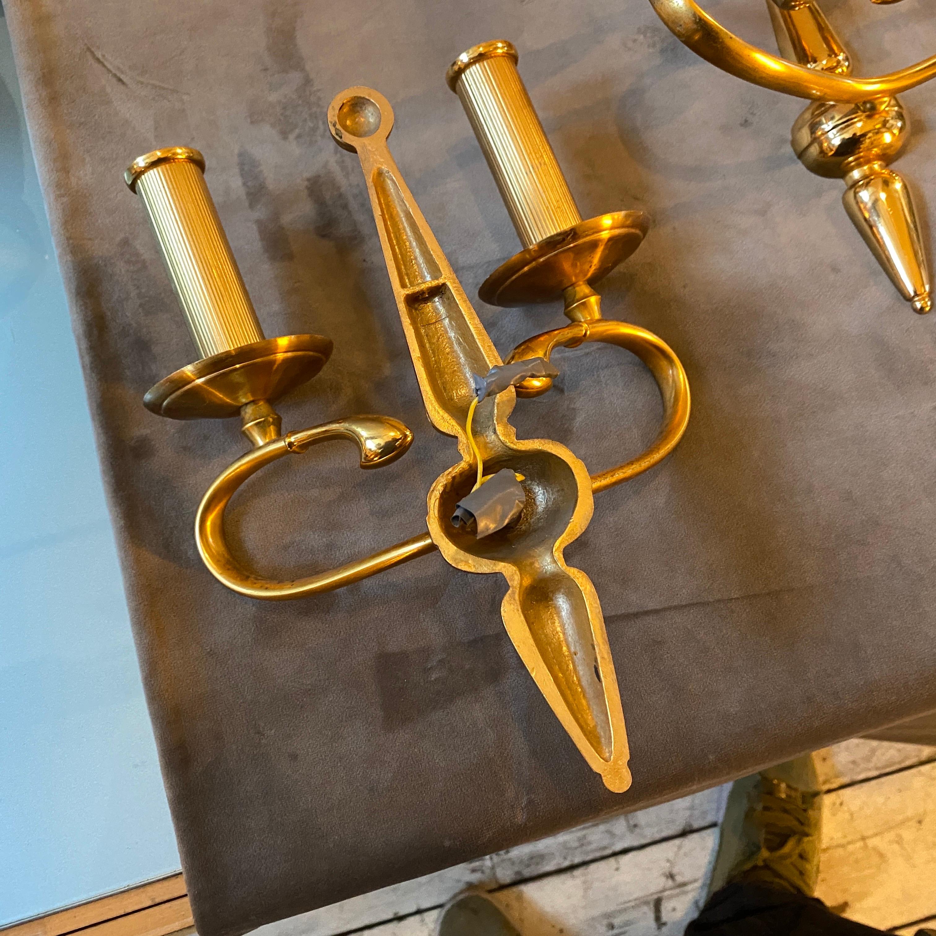 1960s High Quality Set of Two Solid Brass Wall Sconces by Sciolari Rome In Good Condition In Aci Castello, IT