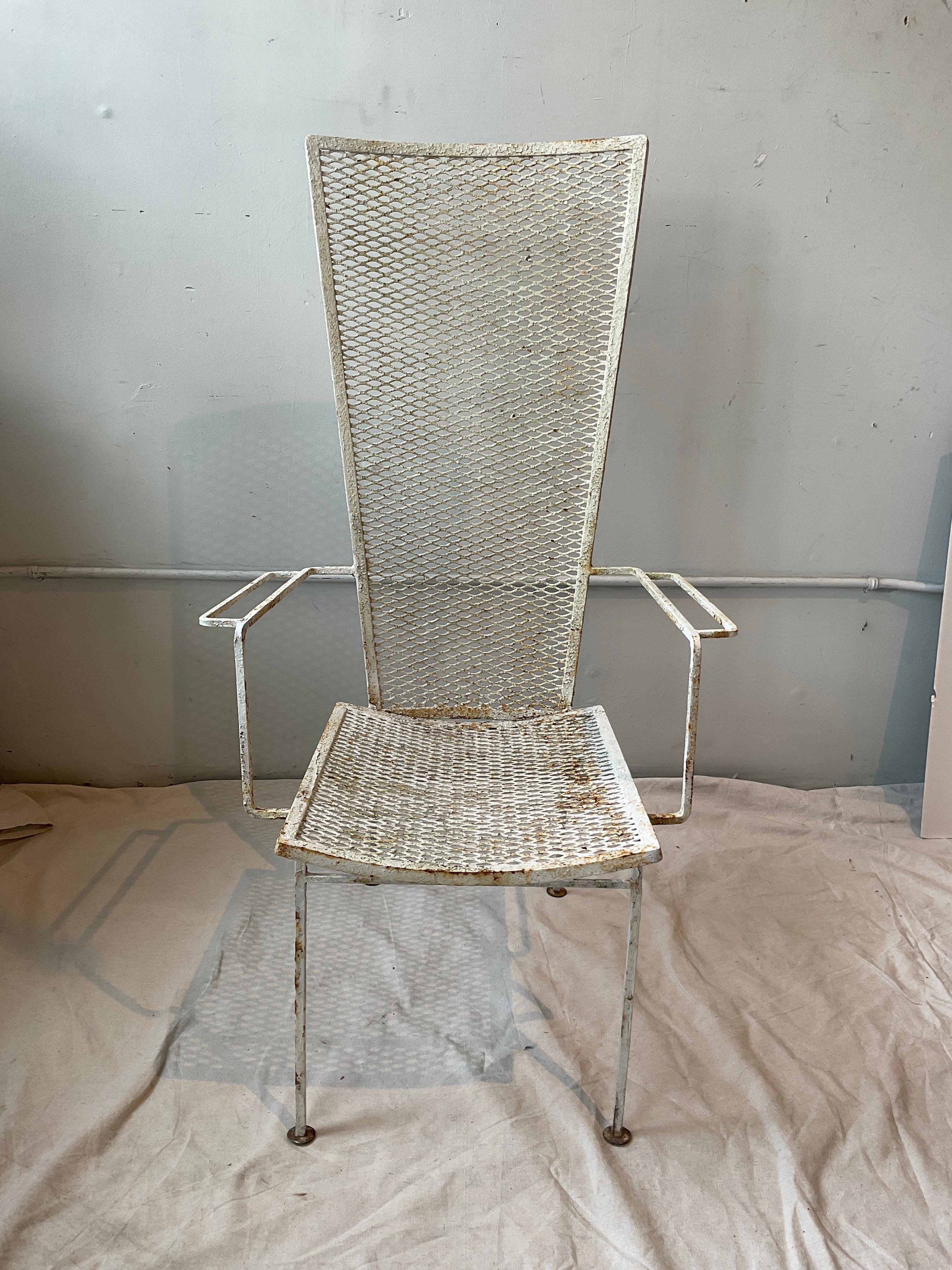 Fauteuil en fer forgé Highback des années 1960.
A peindre.