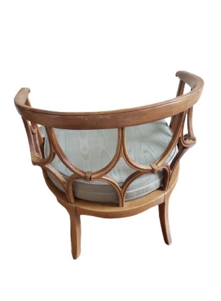 American 1960s Hollywood Regency Barrel Spider Back Lounge Chair