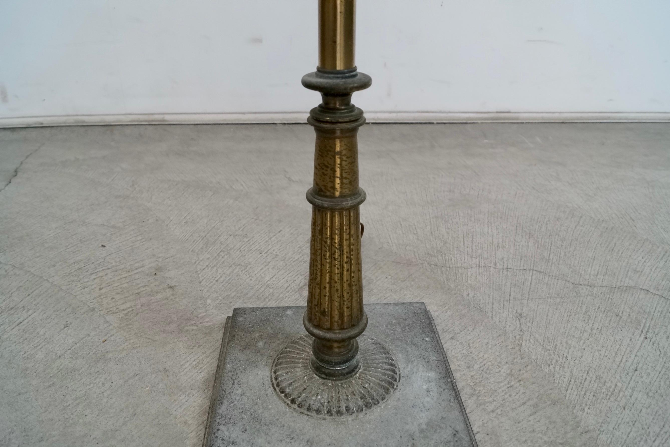 Lampada da terra Torchiere in ottone Hollywood Regency degli anni '60 di Stiffel in vendita 7