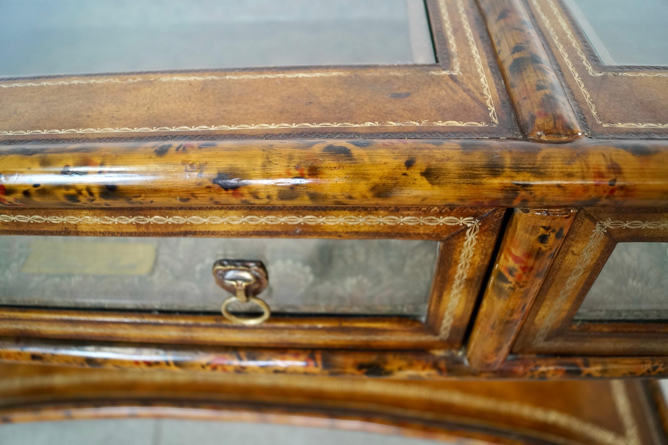 1960's Hollywood Regency Chinoiserie Maitland-Smith Console Table For Sale 12