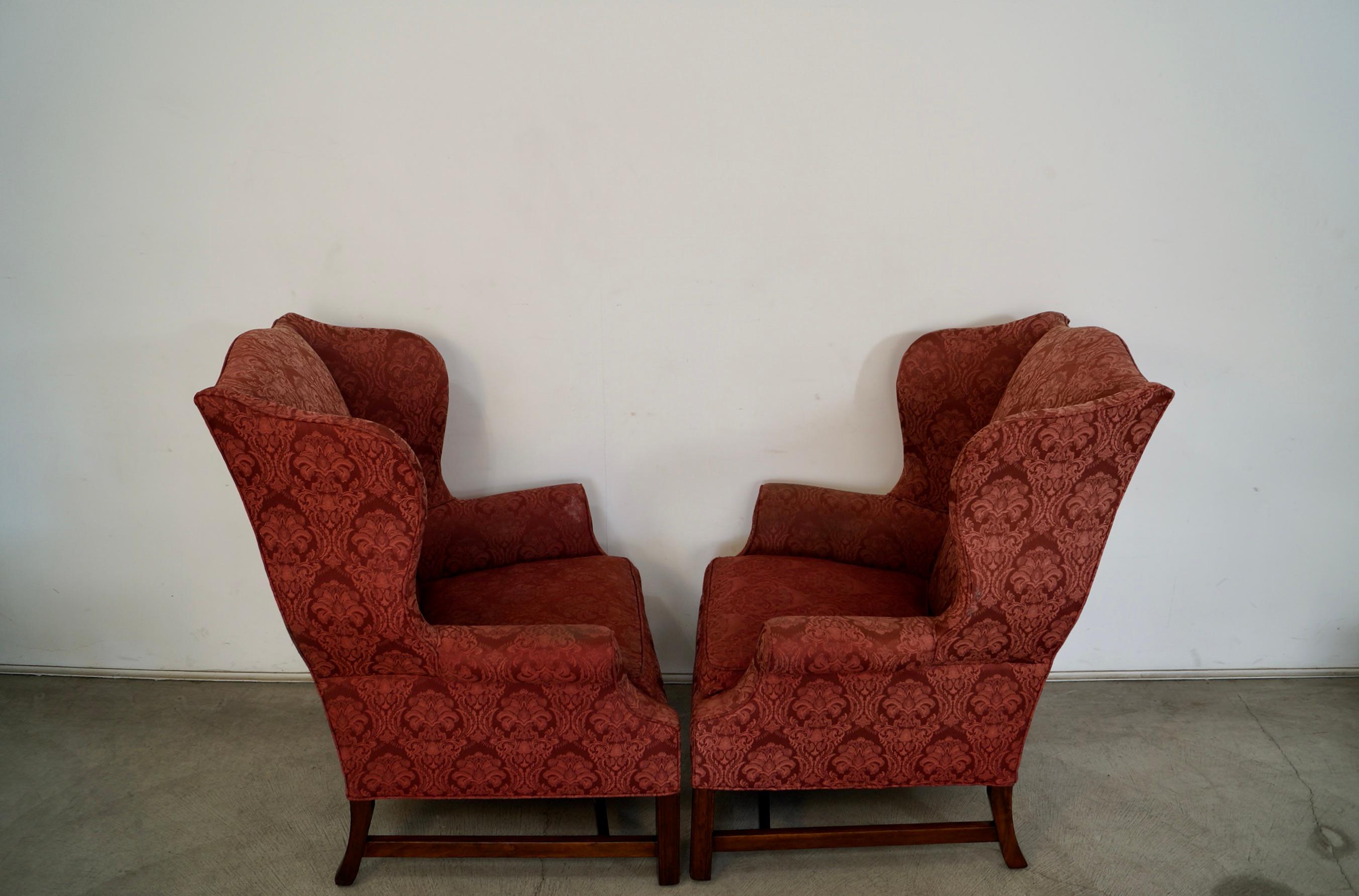 Paire de chaises Wingback de style fédéral Hollywood Regency des années 1960 en vente 6