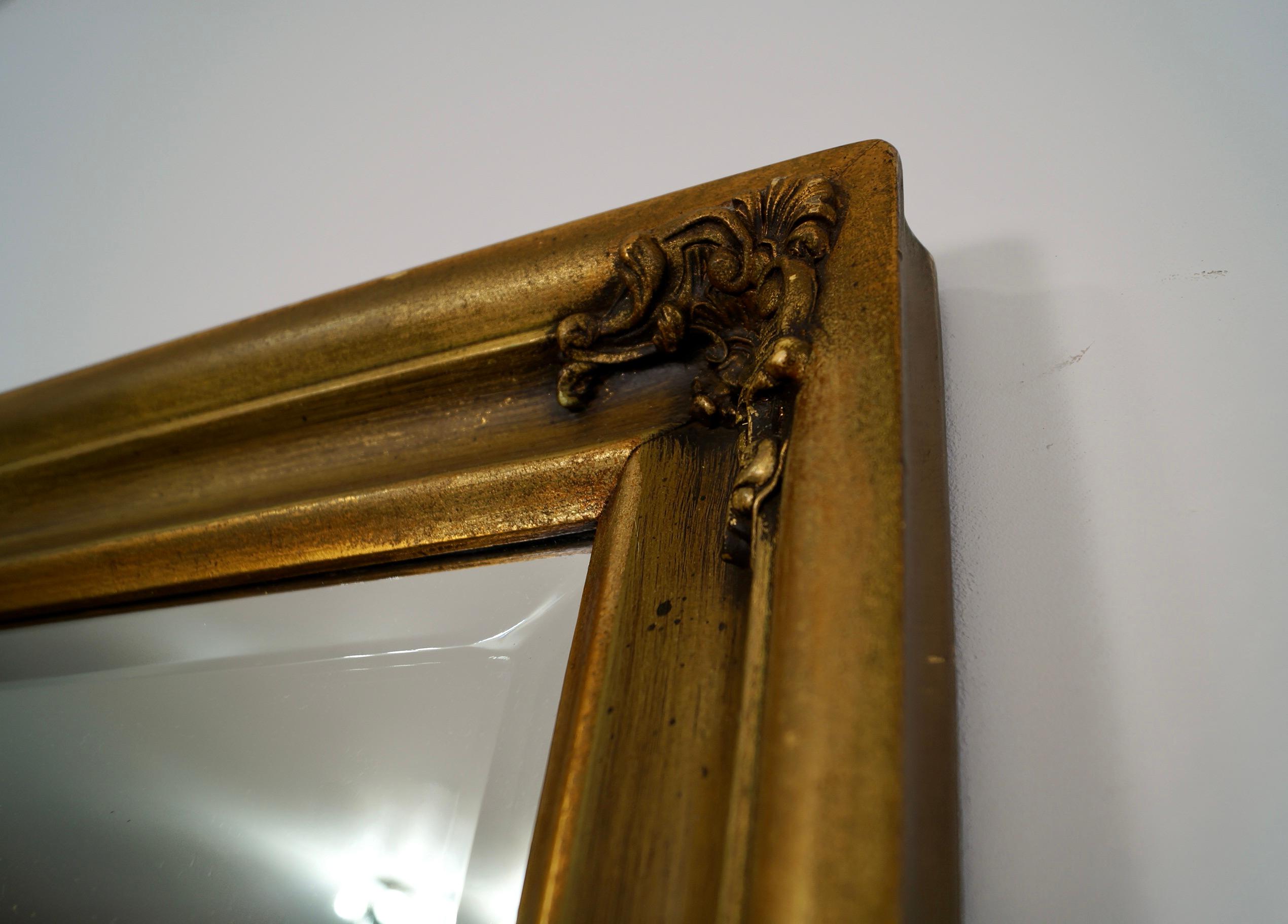 1960's Hollywood Regency Gilded Full-Length Beveled Mirror With Vanity Base For Sale 3