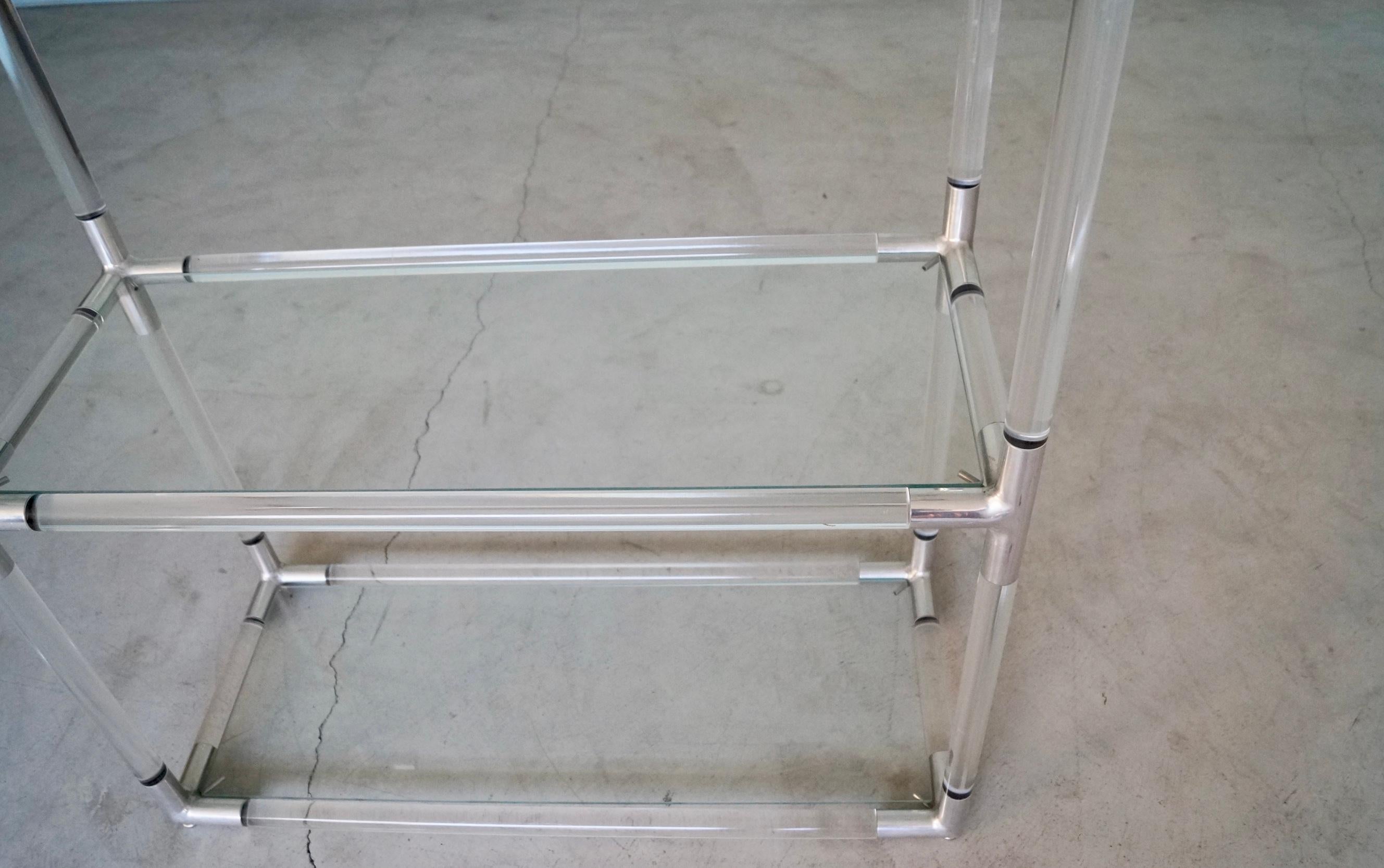 Scaffale in lucite Hollywood Regency degli anni '60 in vendita 9