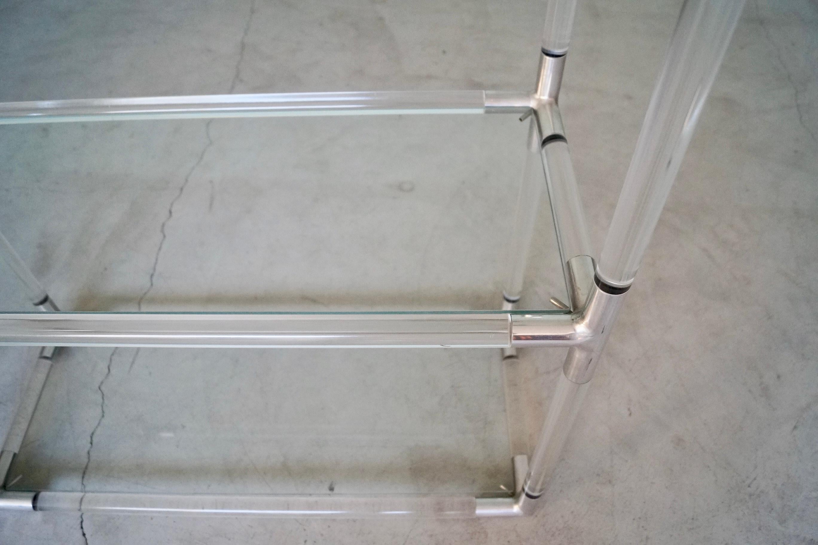 Scaffale in lucite Hollywood Regency degli anni '60 in vendita 12