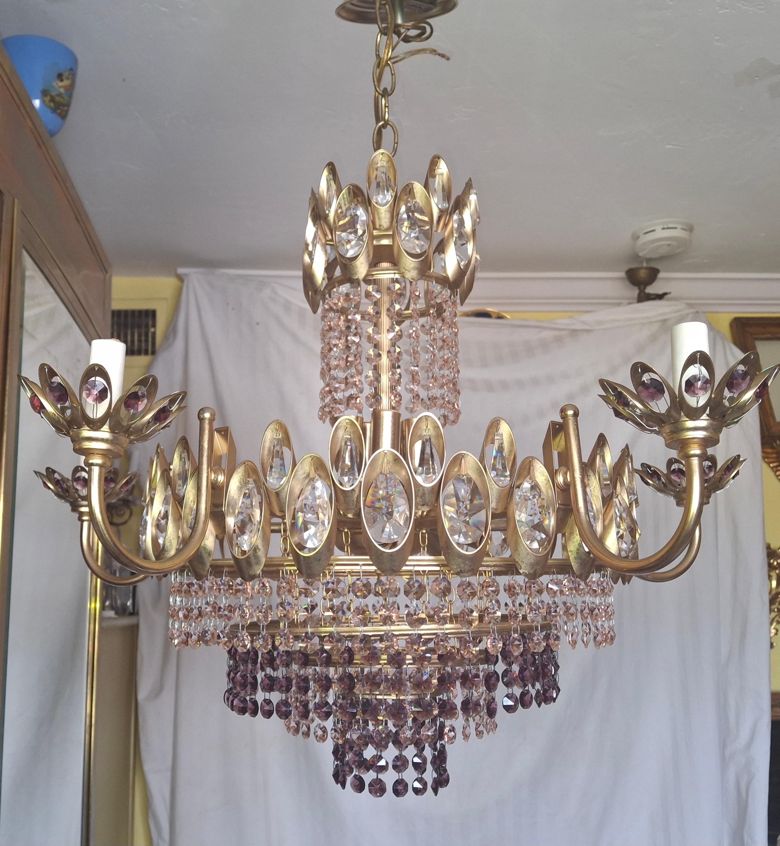Lampadario a 15 luci Hollywood Regency del 1960 in cristallo rosa e ametista di Palwa in vendita 4