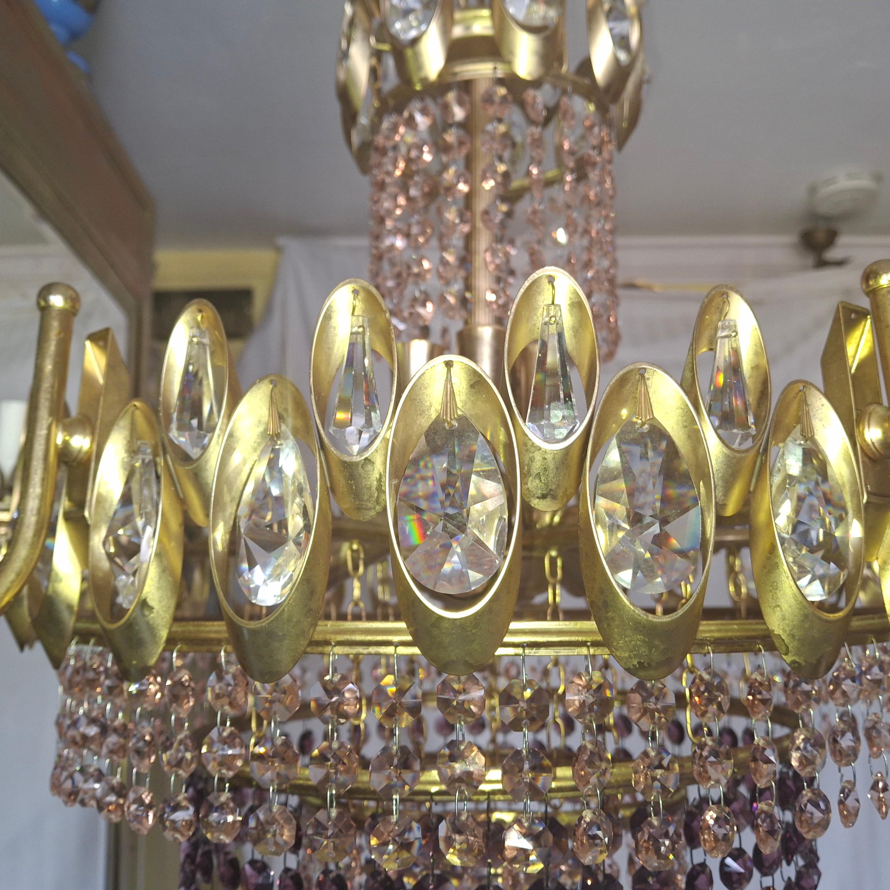 Lampadario a 15 luci Hollywood Regency del 1960 in cristallo rosa e ametista di Palwa in vendita 8