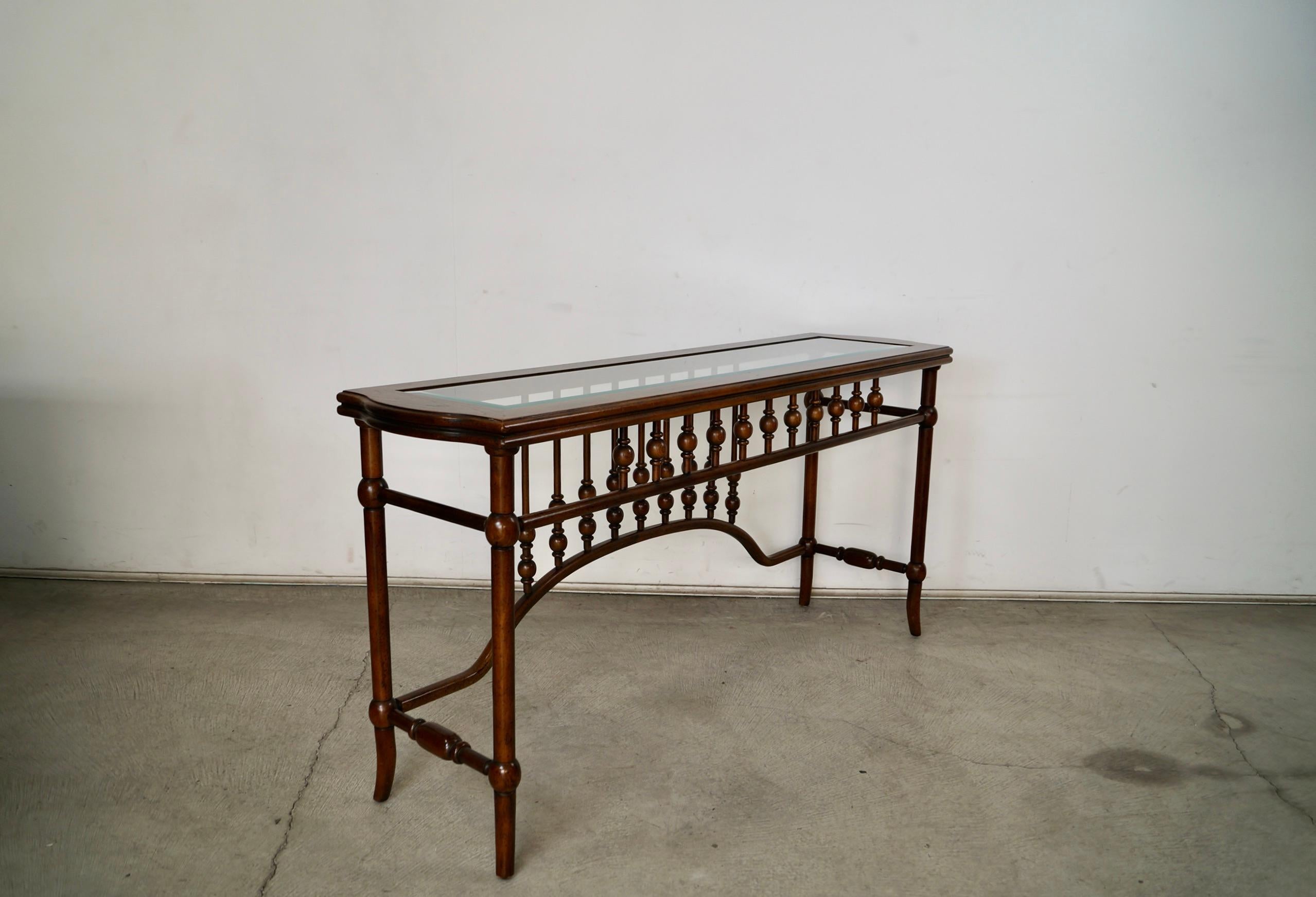1960's Hollywood Regency Spanish Entrance Table / Console Table en vente 4