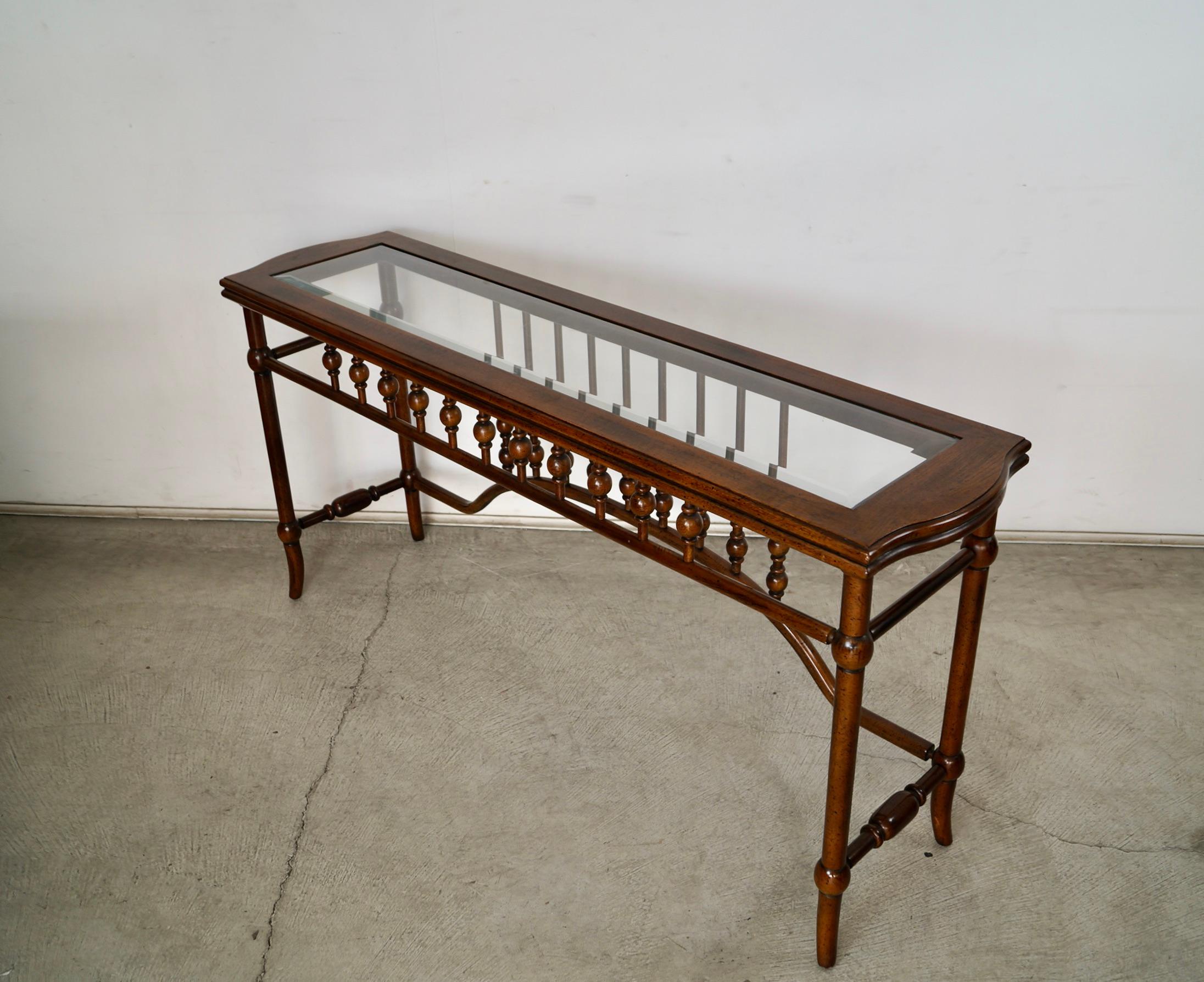 1960's Hollywood Regency Spanish Entrance Table / Console Table en vente 6