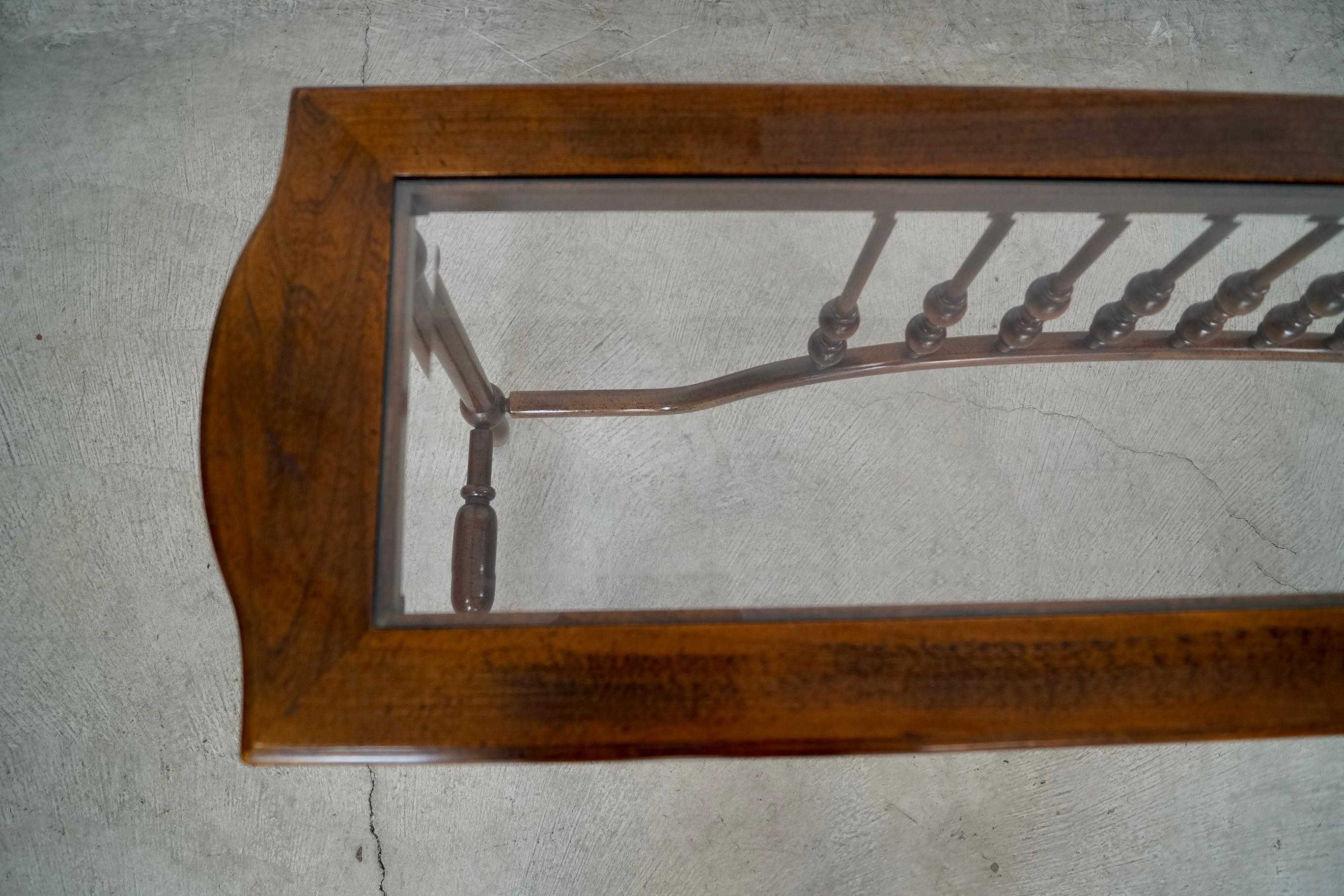 1960's Hollywood Regency Spanish Entrance Table / Console Table en vente 9