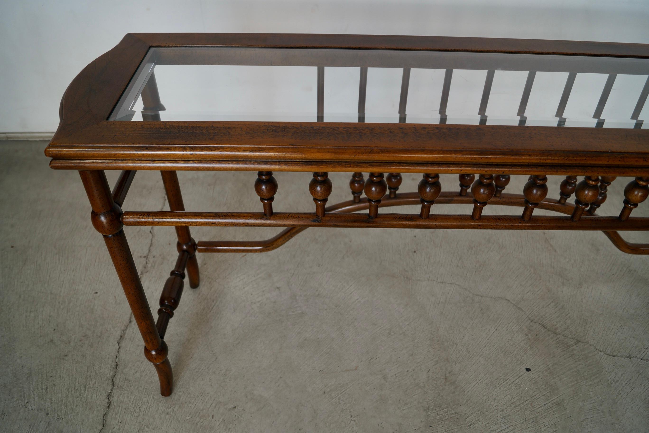 1960's Hollywood Regency Spanish Entrance Table / Console Table en vente 11