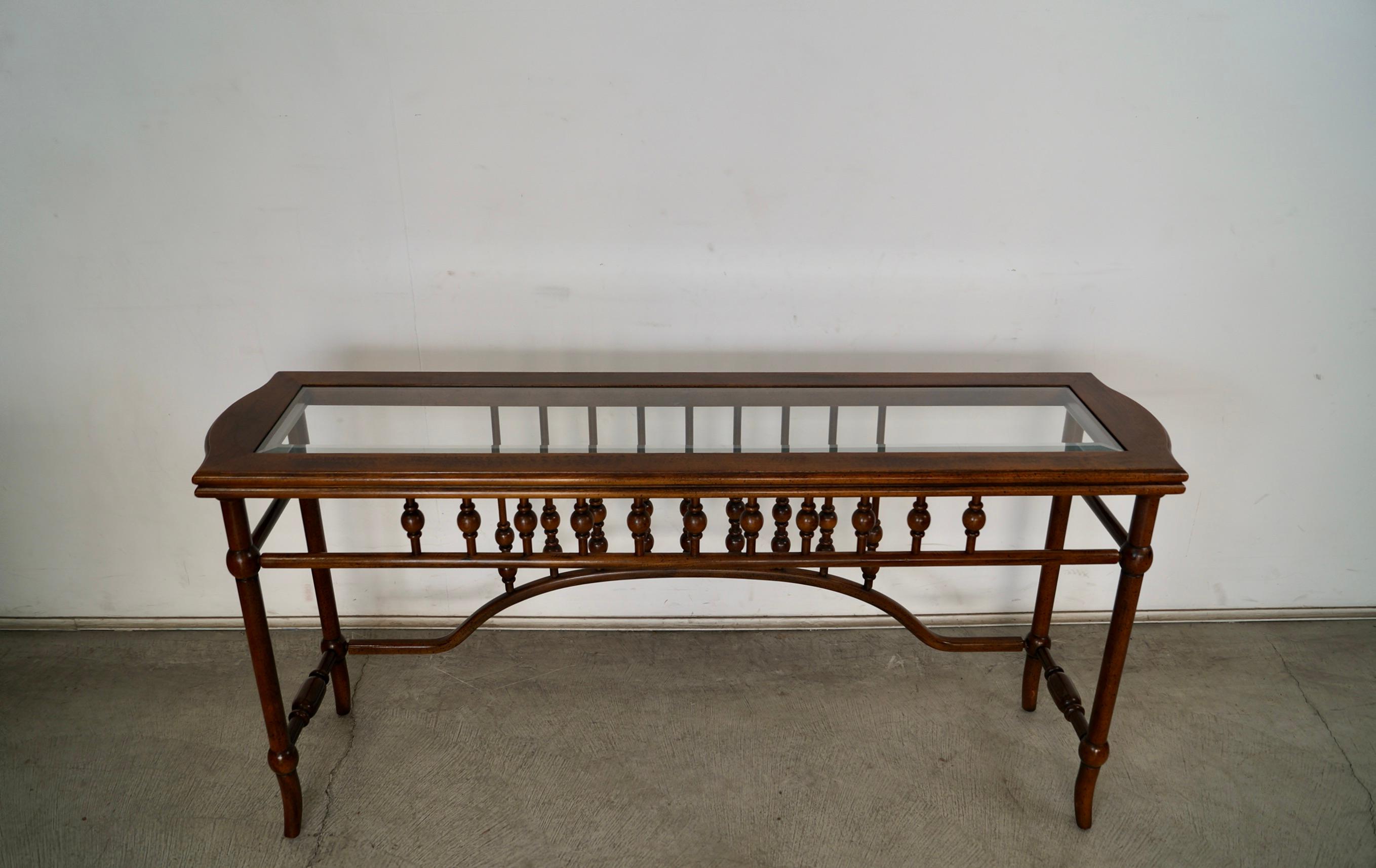 1960's Hollywood Regency Spanish Entrance Table / Console Table en vente 2
