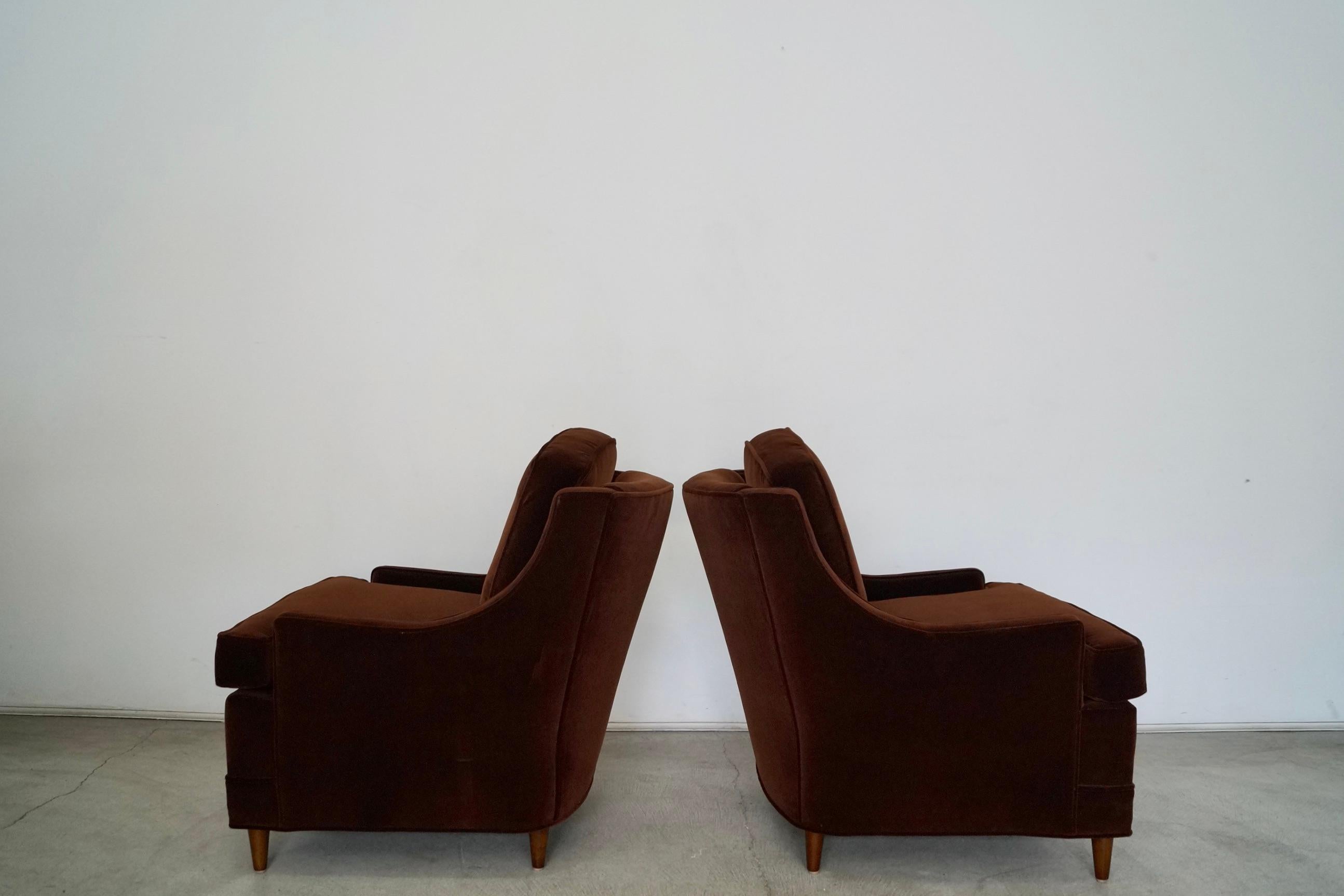 1960s Hollywood Regency Velvet Lounge Chairs, a Pair In Excellent Condition In Burbank, CA