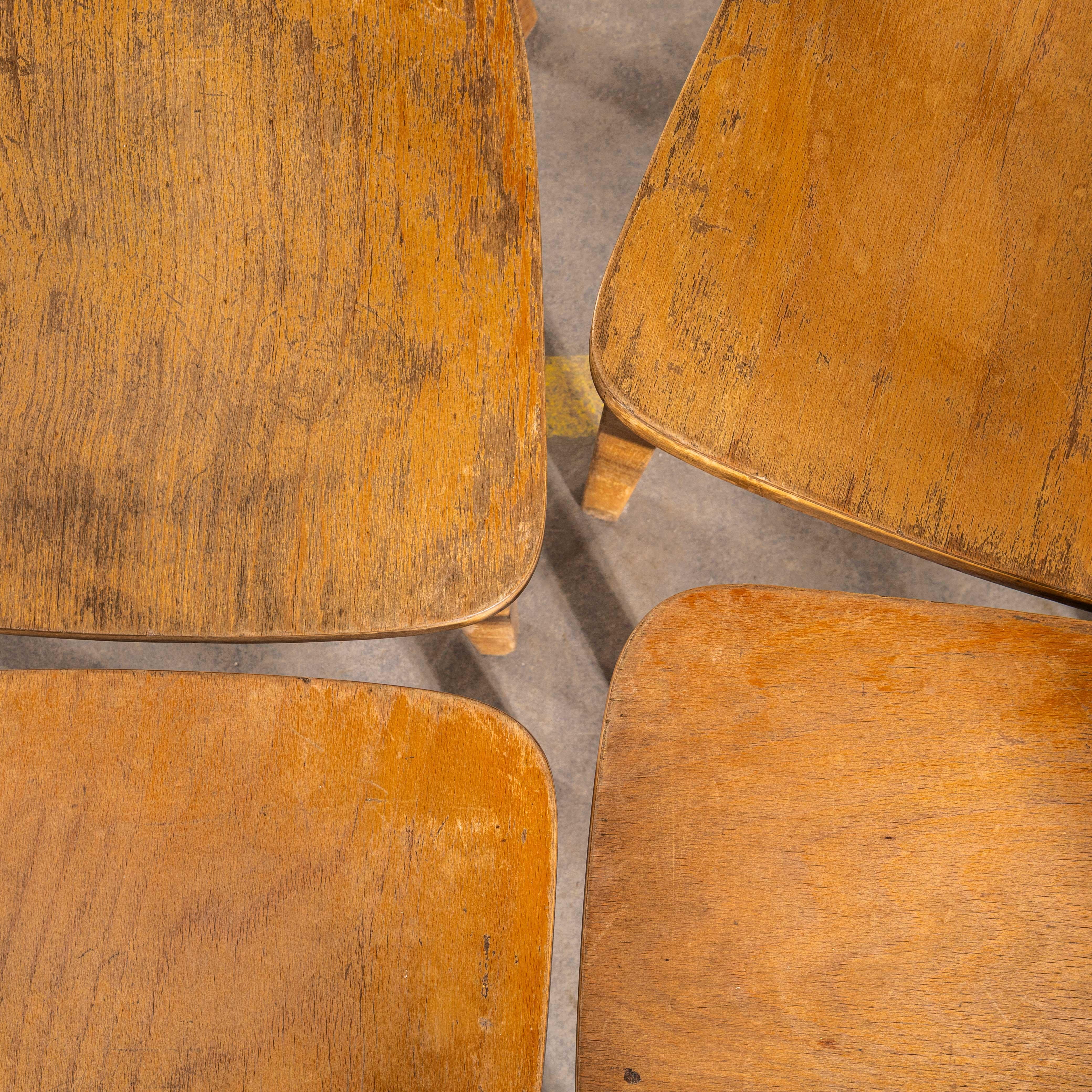 Sedie da pranzo a due gradini con schienale a scala del 1960 Honey in vendita 1