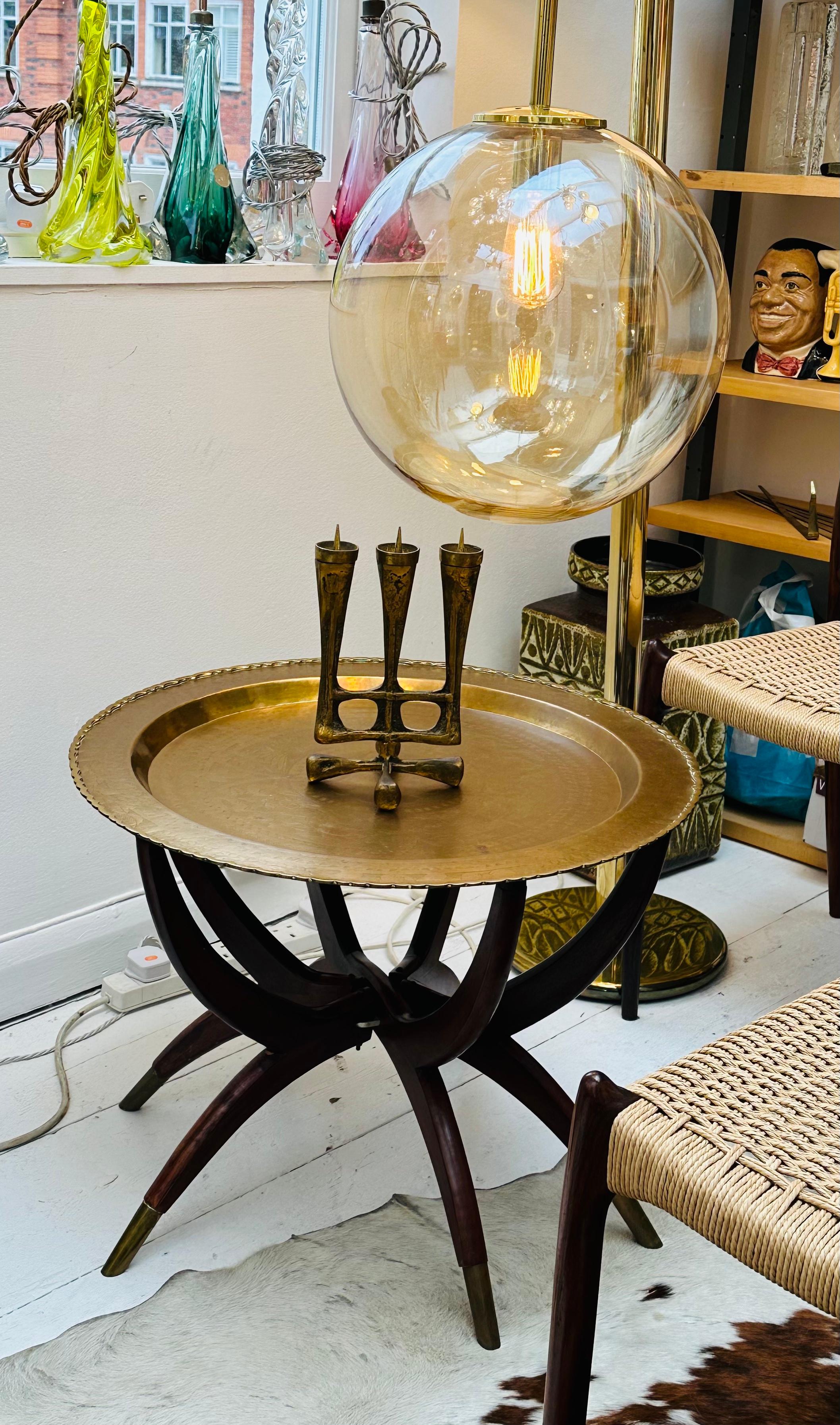 Mid-Century Modern 1960s Hong Kong Spider Leg Engraved Brass Tray Foldable Coffee or Side Table