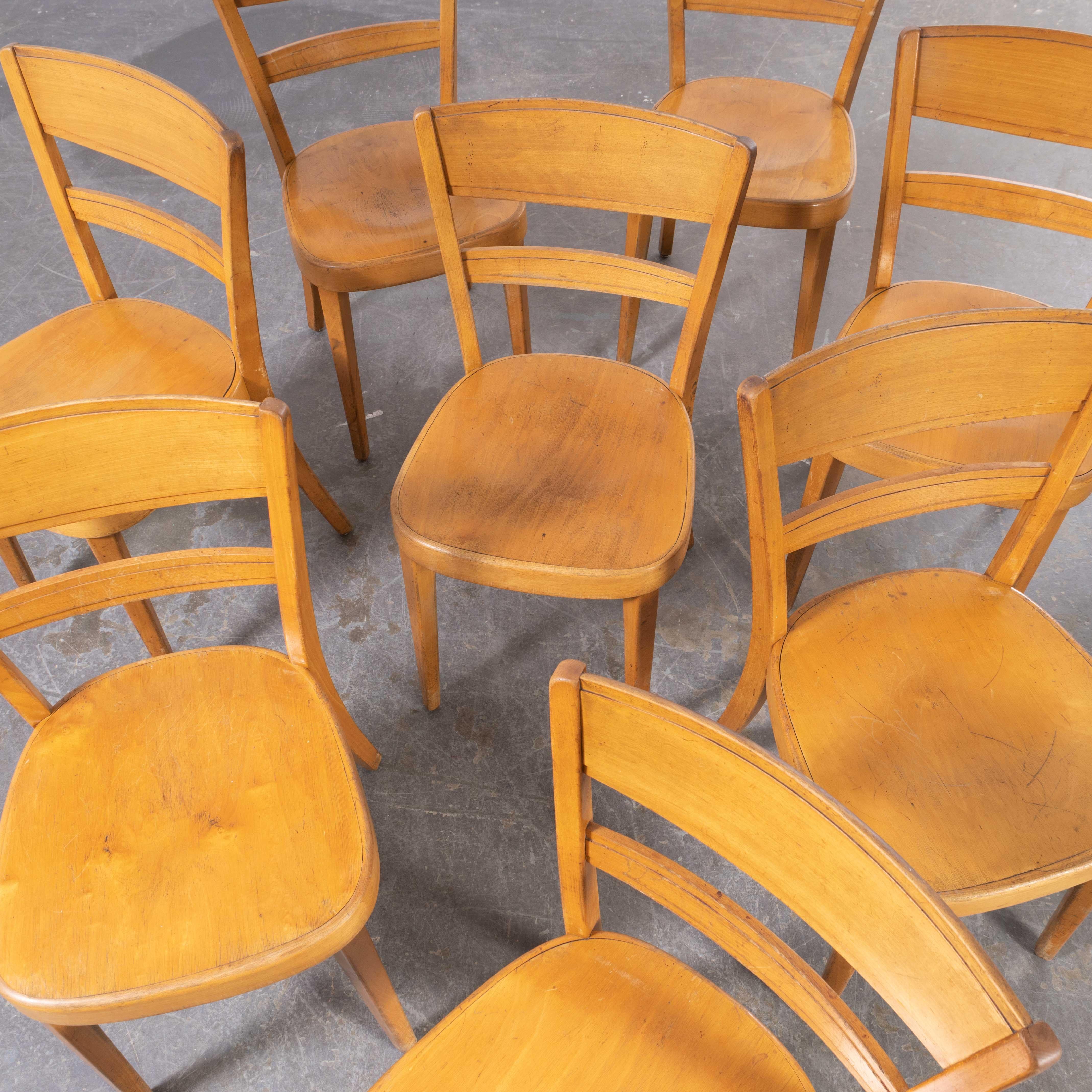 Chaises de salle à manger en hêtre à dossier échelonné Horgen-Glarus des années 1960 - Ensemble de huit chaises en vente 4
