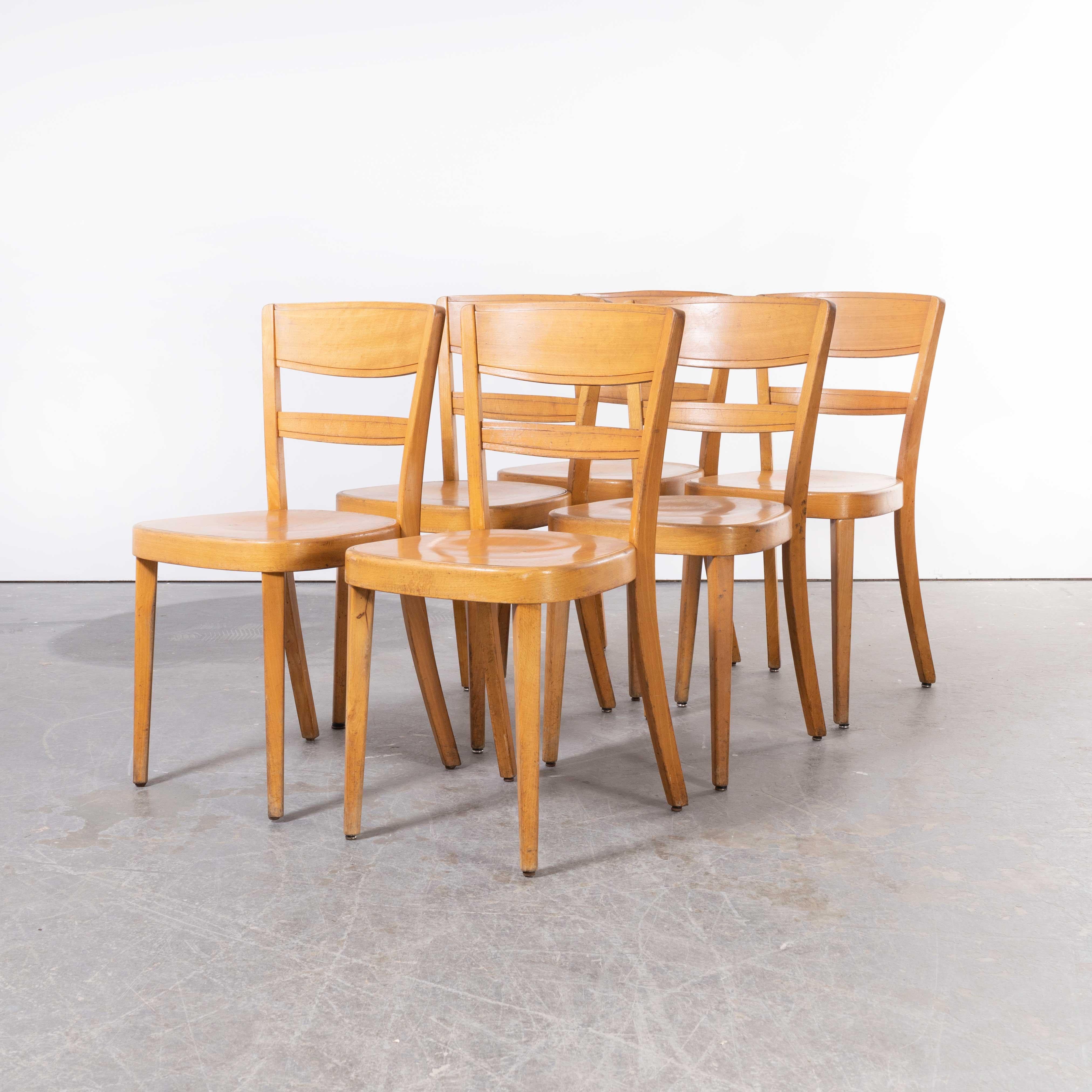 Milieu du XXe siècle Chaises de salle à manger en hêtre à dossier échelonné Horgen-Glarus des années 1960, ensemble de six chaises en vente